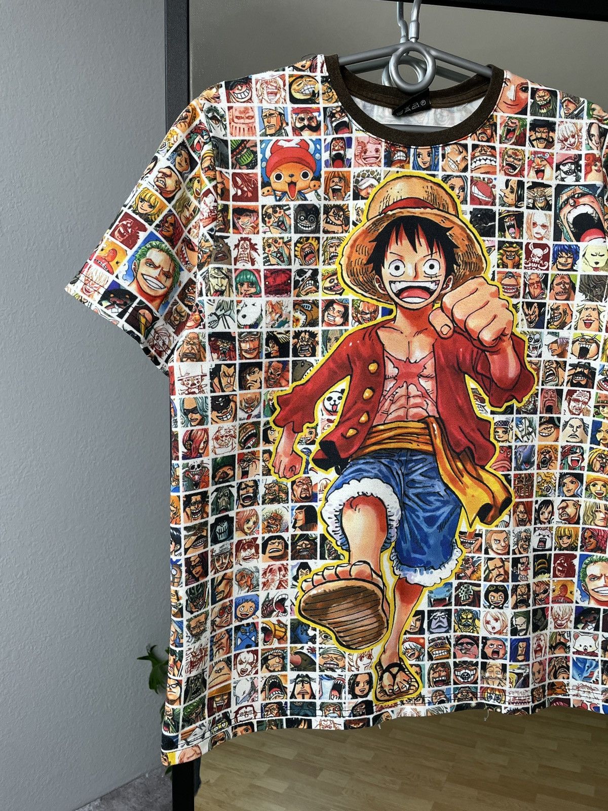 Anime ONE PIECE AOP × SHANKS x battle of marineford x fan bbotlegg Size US M / EU 48-50 / 2 - 2 Thumbnail