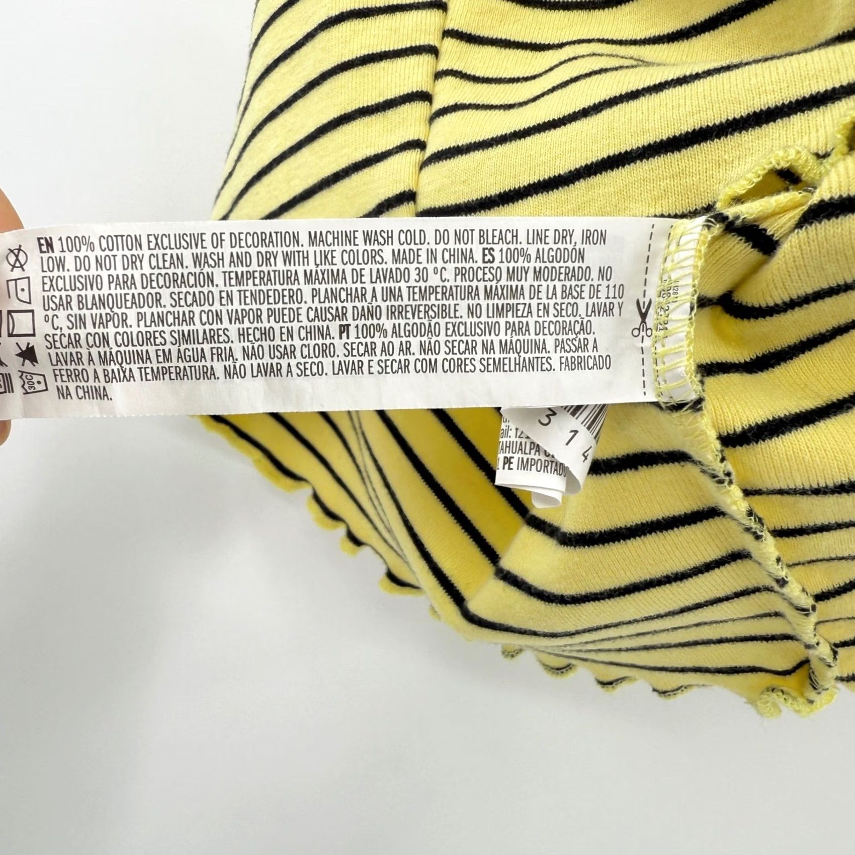 Forever 21 FOREVER 21 Yellow Striped Bee Embroidered Lettuce Edge Crop Top S Women Size S / US 4 / IT 40 - 7 Thumbnail