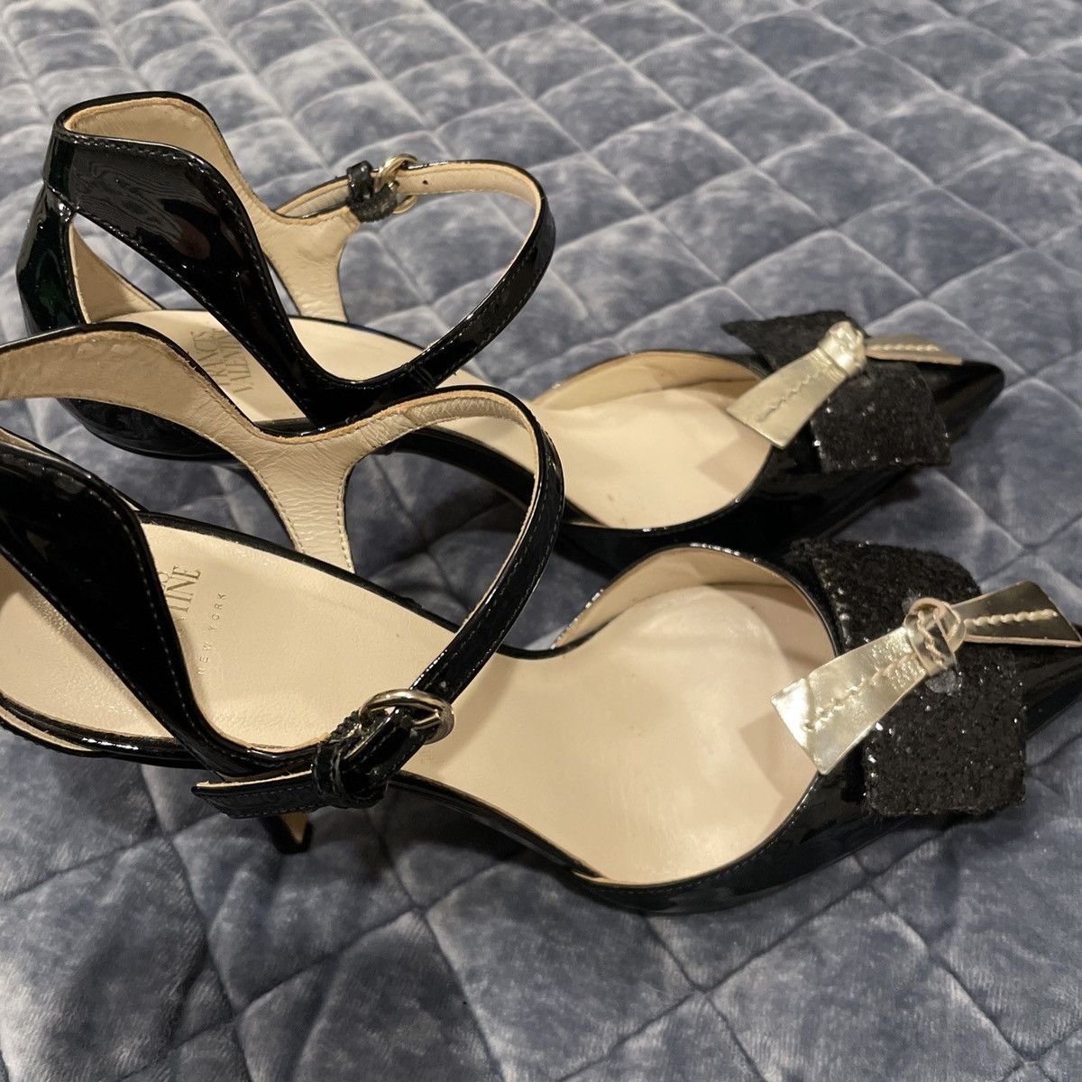 Other Frances Valentine Patent LeatherAbstract D’Orsay Pumps Size US 6 / IT 36 - 8 Thumbnail