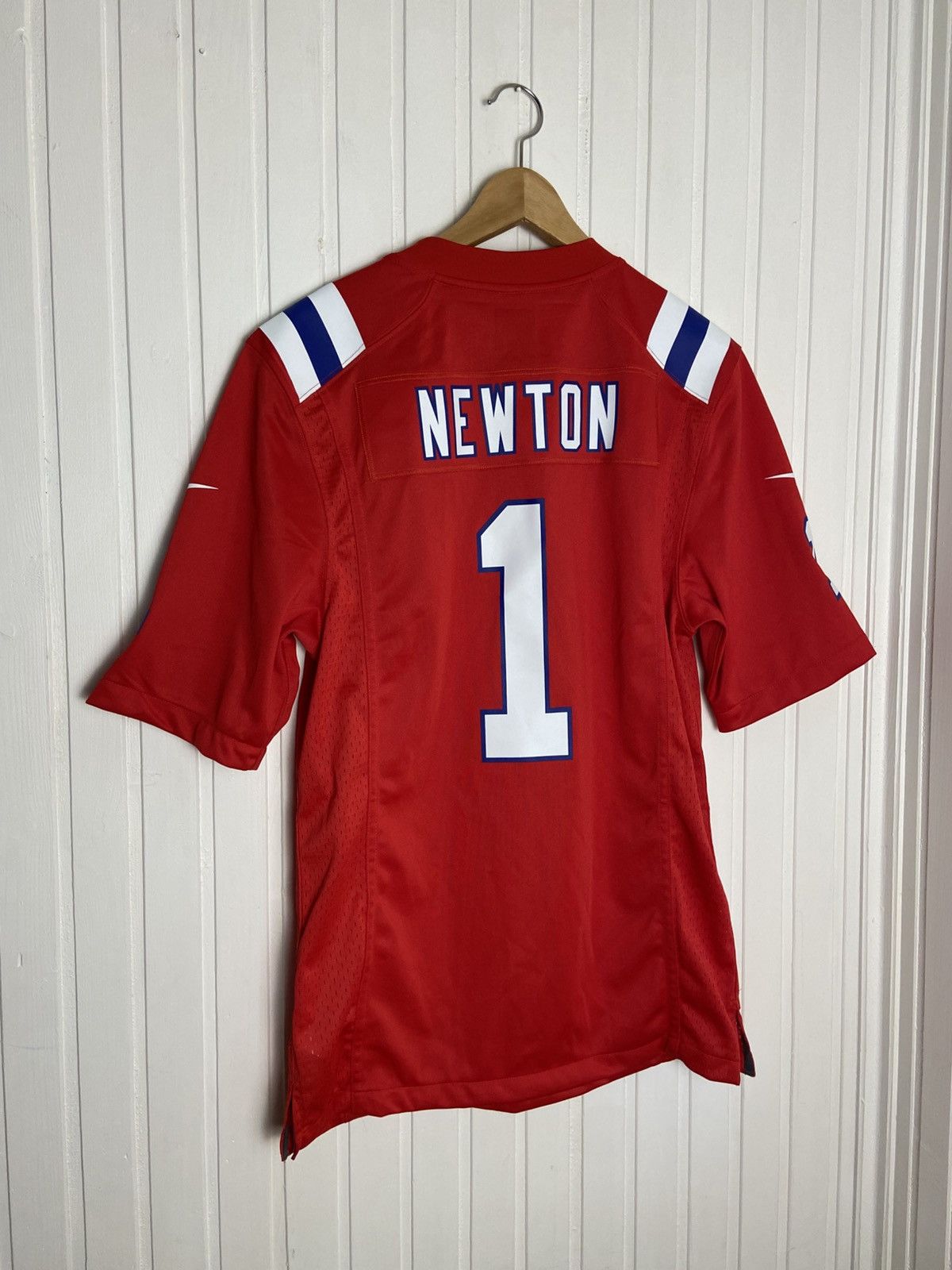 Nike New New England Patriots NFL Jersey Red Authentic Newton S Size US S / EU 44-46 / 1 - 1 Thumbnail