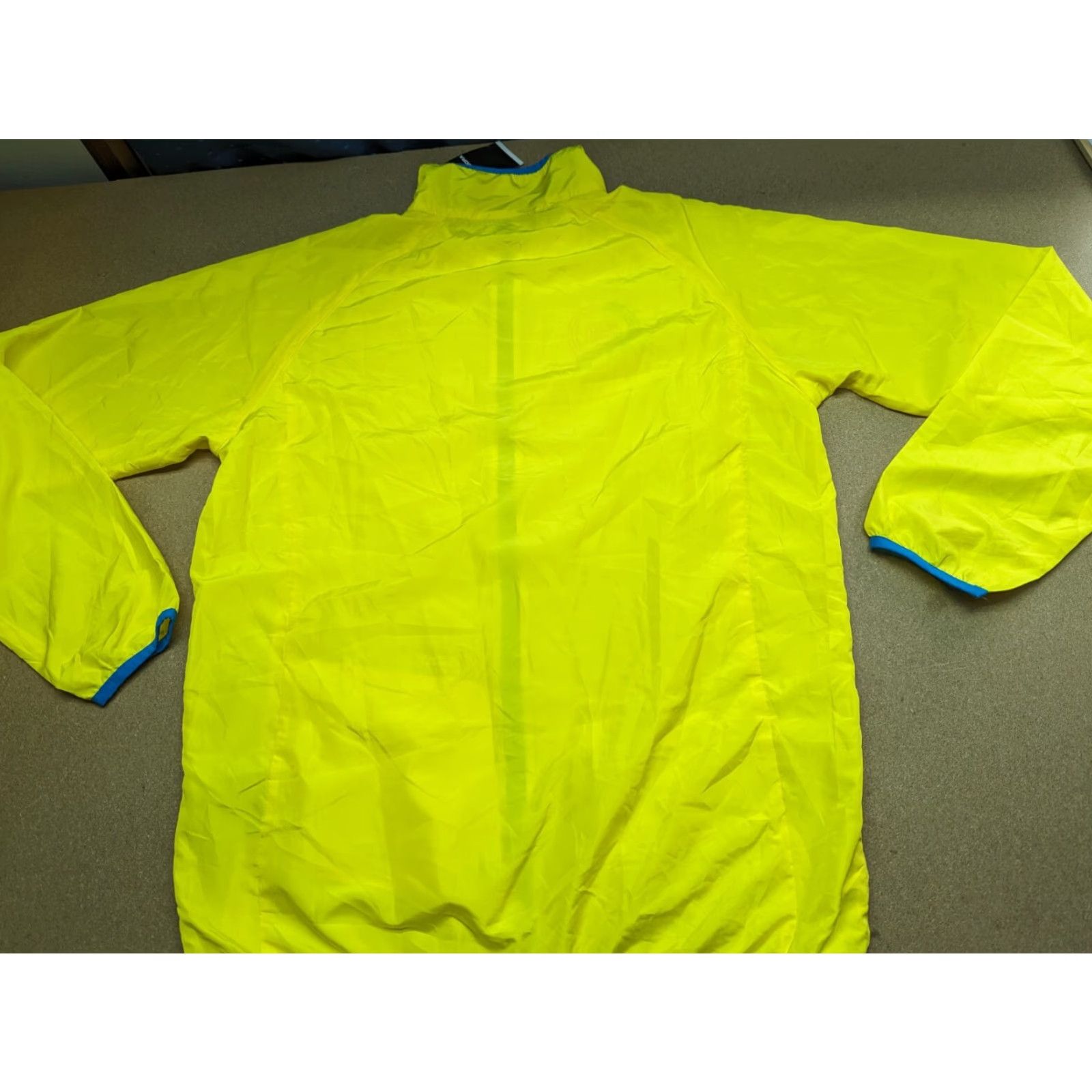 Diadora DIADORA Windstopper Mens Jacket Size Medium Lightweight Full Zip Sport Yellow Jacket Mens Windbreaker Athletic Shirt? Size US M / EU 48-50 / 2 - 2 Thumbnail
