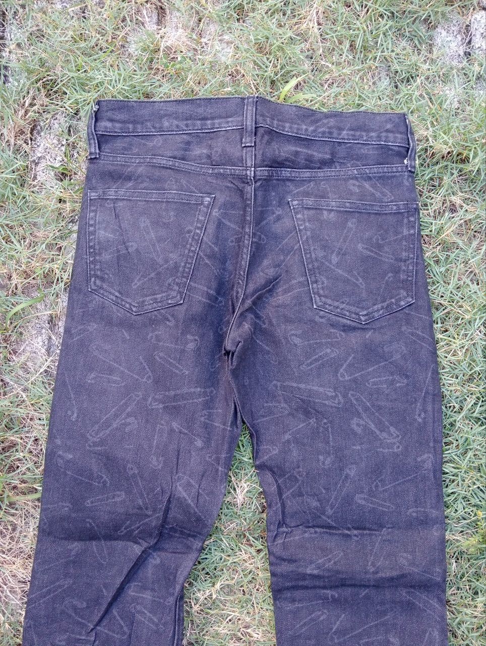 Japanese Brand Japanese Safety Pin Design Jeans - Size 29 Size US 29 - 7 Thumbnail