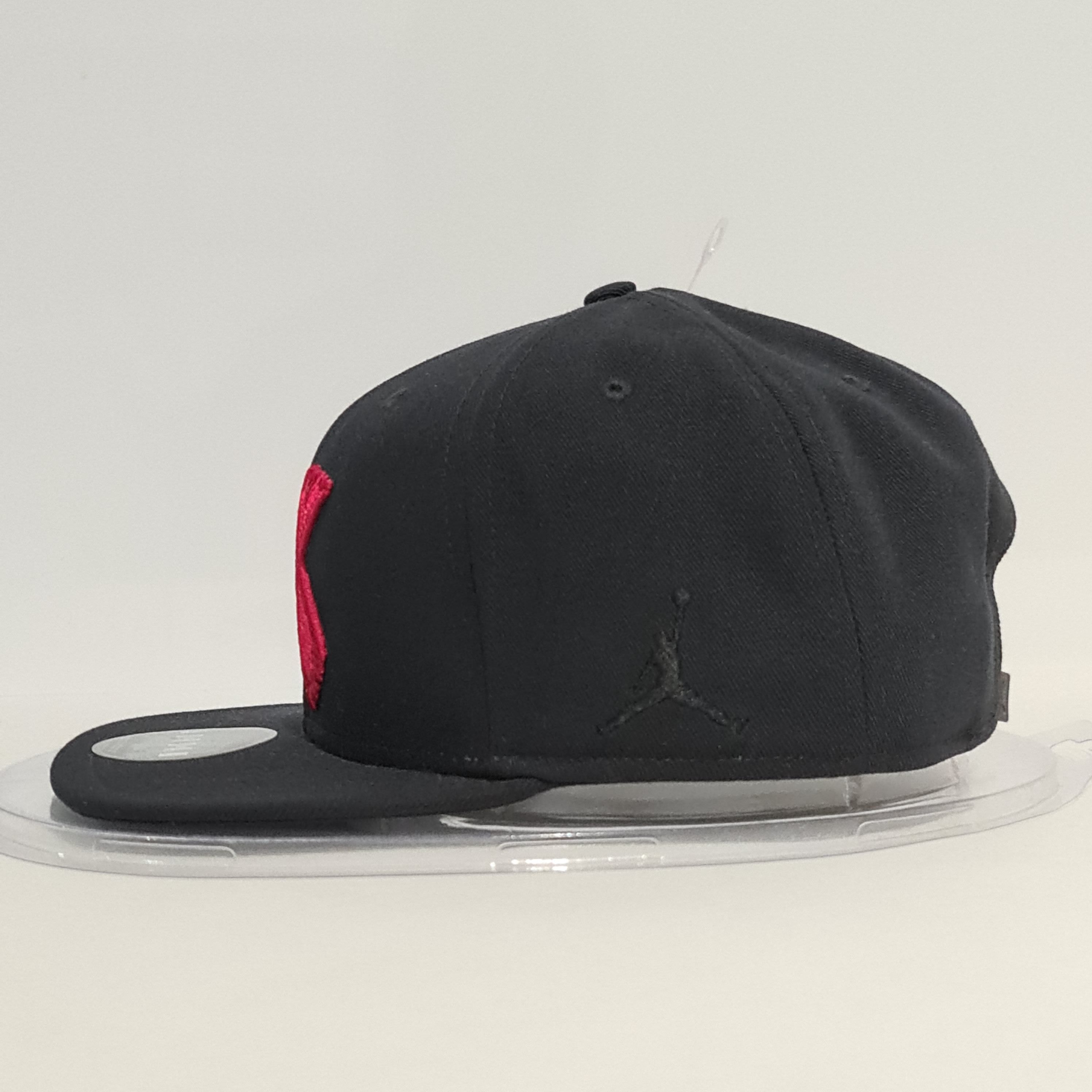 Jordan Brand Jordan Cap Snapback 'Banned' Black/Red Size ONE SIZE - 3 Thumbnail