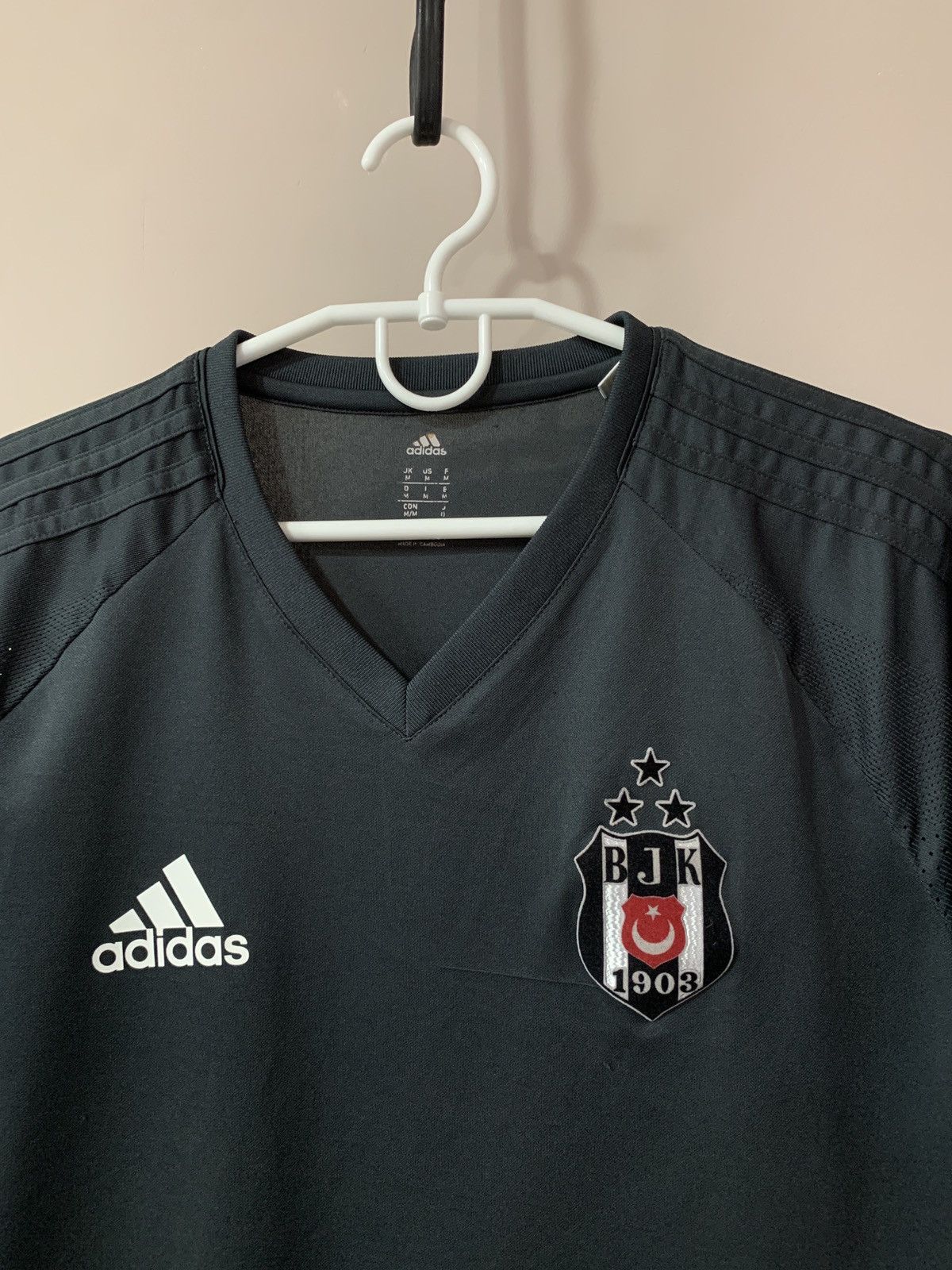 Adidas besiktas training jersey adizero adidas shirt 2016 pre-match Size US M / EU 48-50 / 2 - 5 Thumbnail