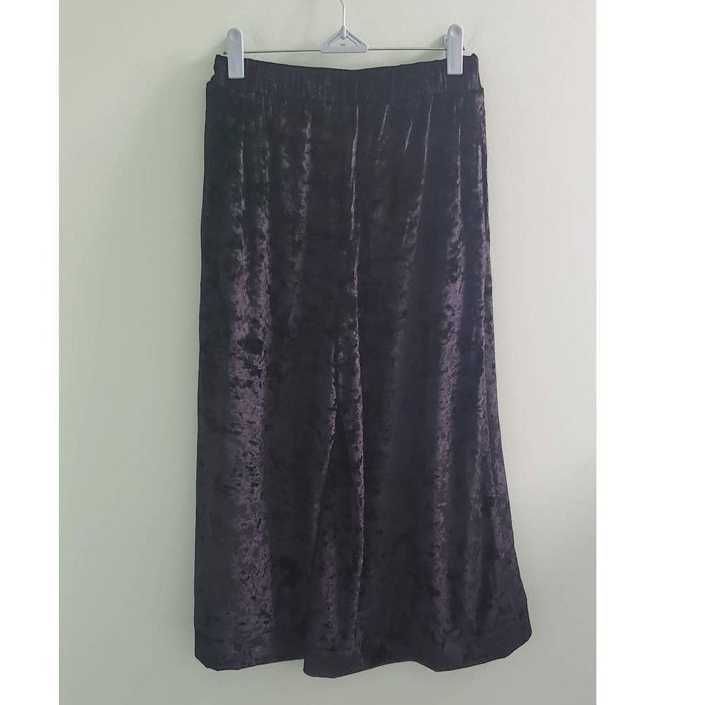 English Factory English Factory Black Soft Velvet Culottes / Wide Leg Capri Size 24" / US 00 / IT 34 - 2 Thumbnail