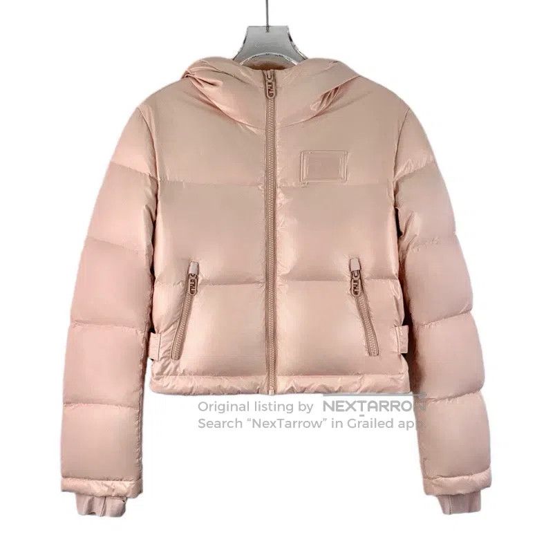 Fendi Fendi 22 Pink hooded zipper long-sleeved down jacket Size XS / US 0-2 / IT 36-38 - 1 Thumbnail