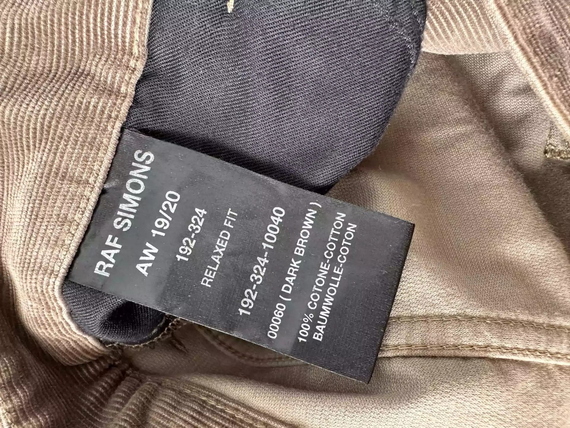 Raf Simons Raf simons 19aw relaxed fit corduroy loop buckle micro pant Size US 28 / EU 44 - 7 Thumbnail