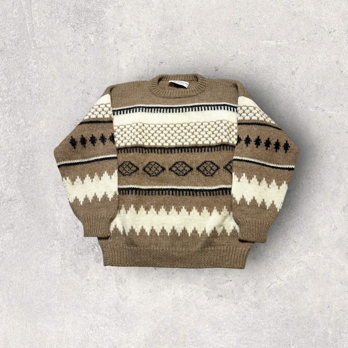 Vintage Vintage Peruvian Classics hand knit Alpaca sweater Size US L / EU 52-54 / 3 - 1 Thumbnail