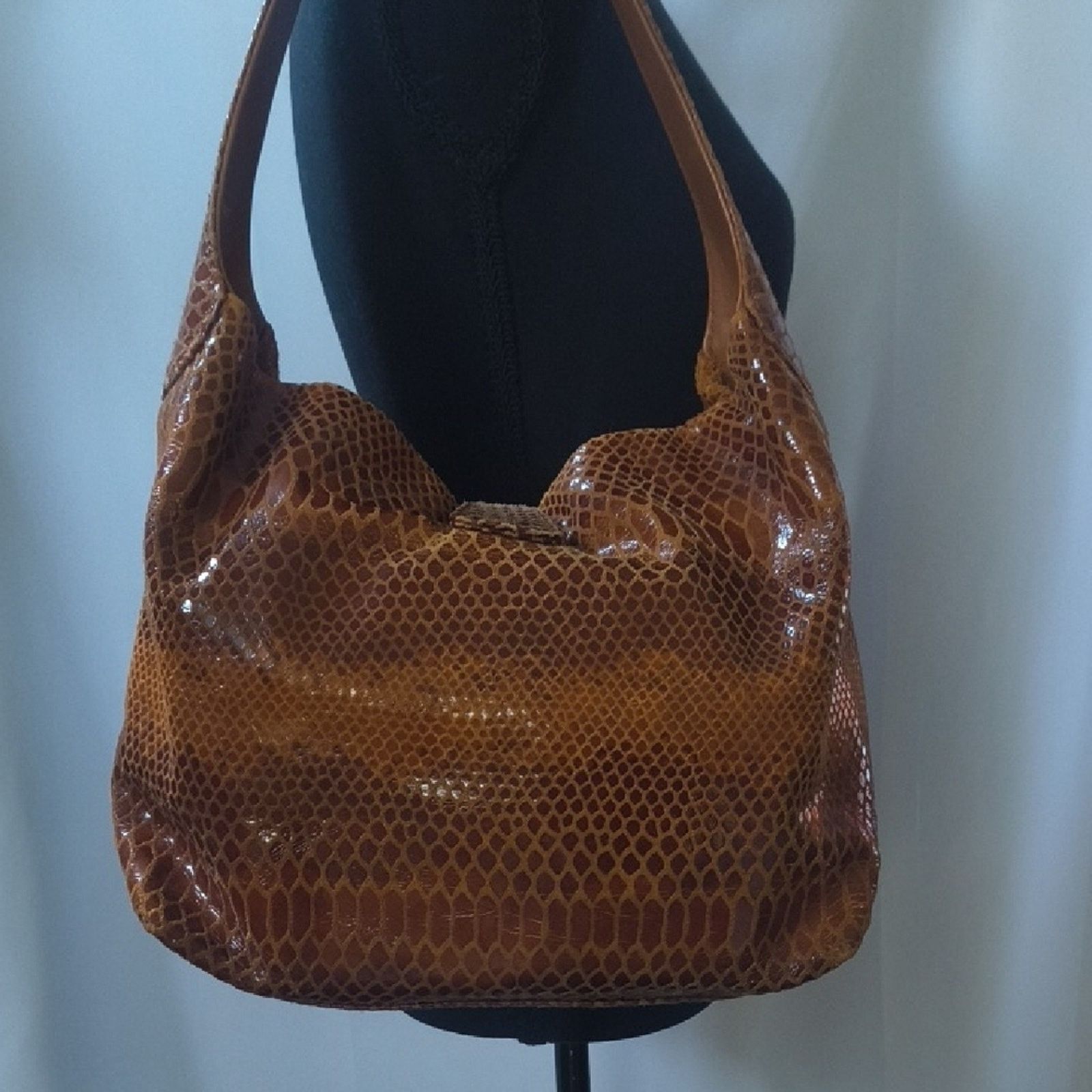 Dooney & Bourke Vintage Dooney & Bourke Snake Pattern Leather Shoulder Bag Size ONE SIZE - 4 Thumbnail