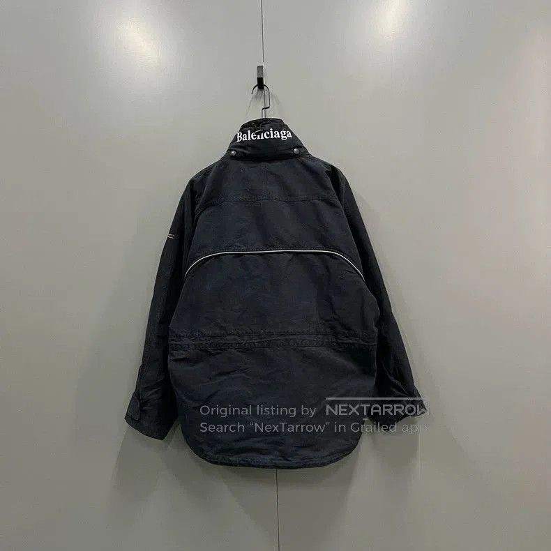 Balenciaga Balenciaga Black Embroidered Logo Parka. Size US S / EU 44-46 / 1 - 3 Thumbnail