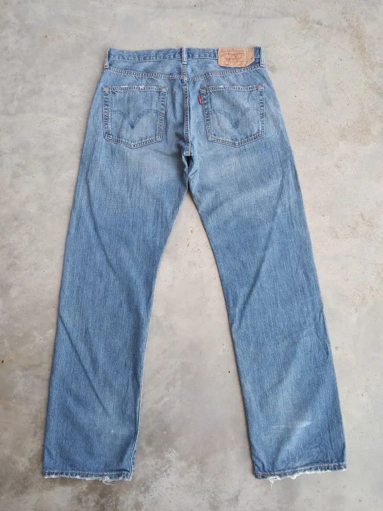 Levi's Vintage Levi's 501 Distressed Jeans 32x32 Size US 32 / EU 48 - 2 Thumbnail