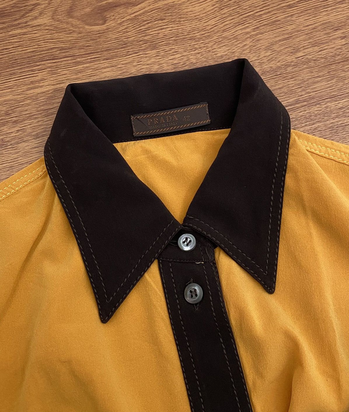 Prada Prada silk shirt Size M / US 6-8 / IT 42-44 - 3 Thumbnail