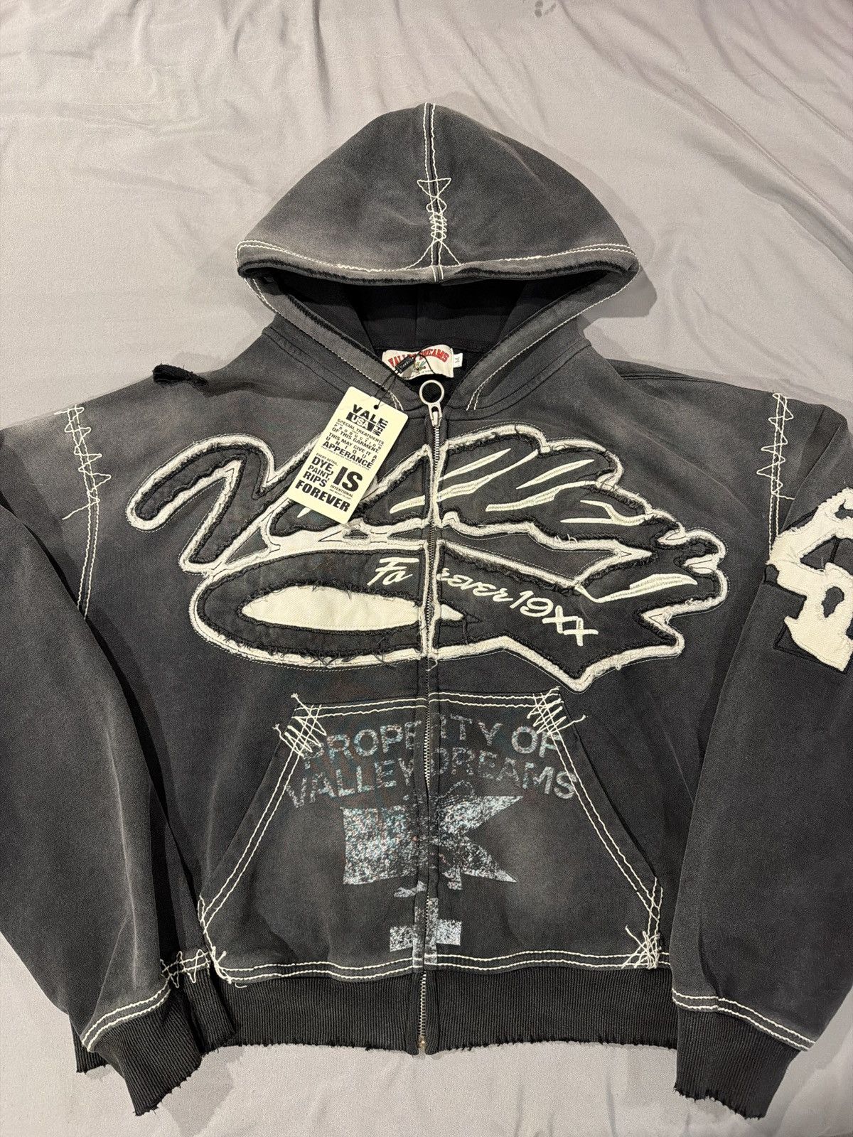 Vale Valley Dreams “Black Religion” Zip up Hoodie Size US M / EU 48-50 / 2 - 1 Thumbnail
