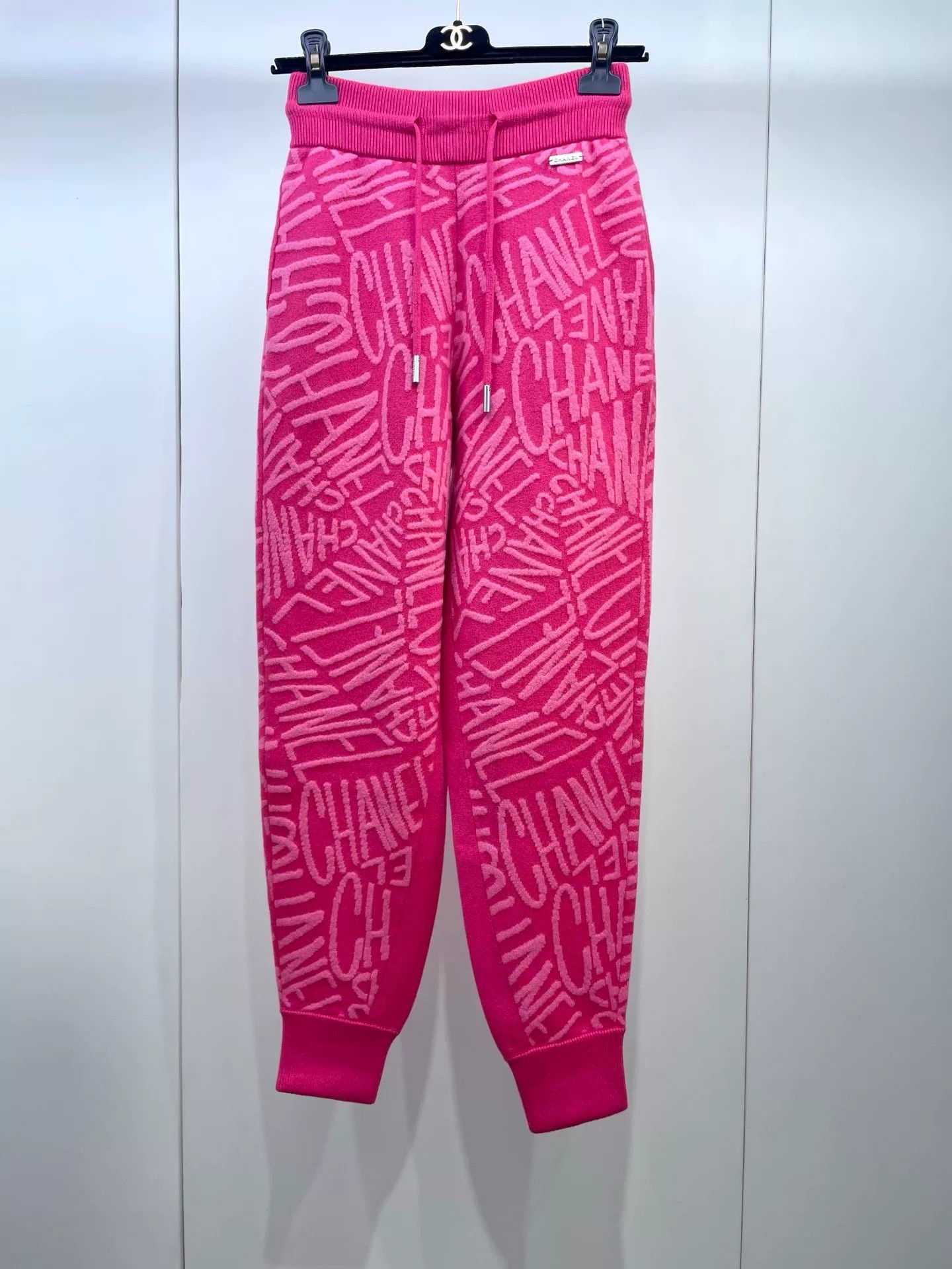 Chanel Chanel Ski Collection Cashmere Track Pants Size 34" / US 12 / IT 48 - 1 Thumbnail