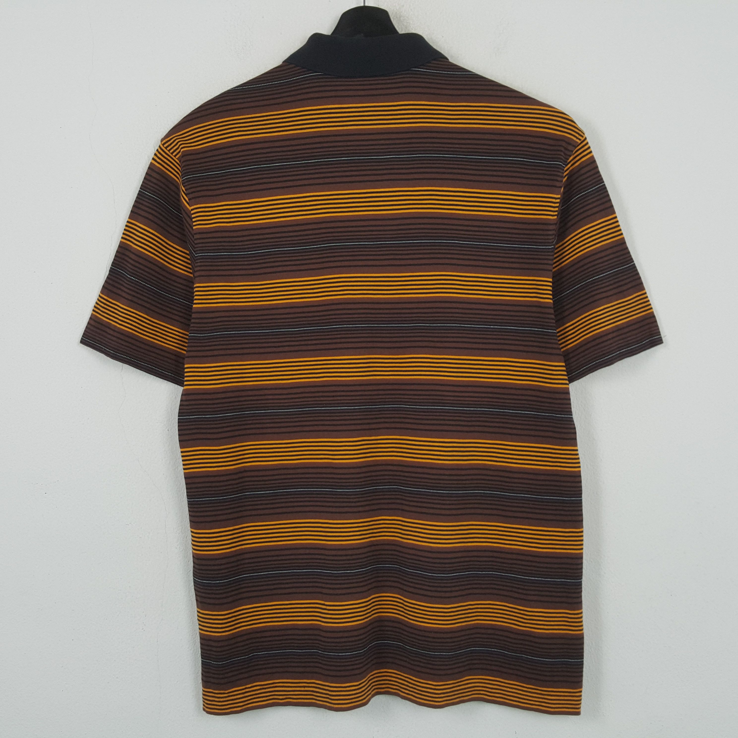 Balenciaga Balenciaga Fashion Brand Casual Style Polos C294N8 Size US L / EU 52-54 / 3 - 3 Thumbnail