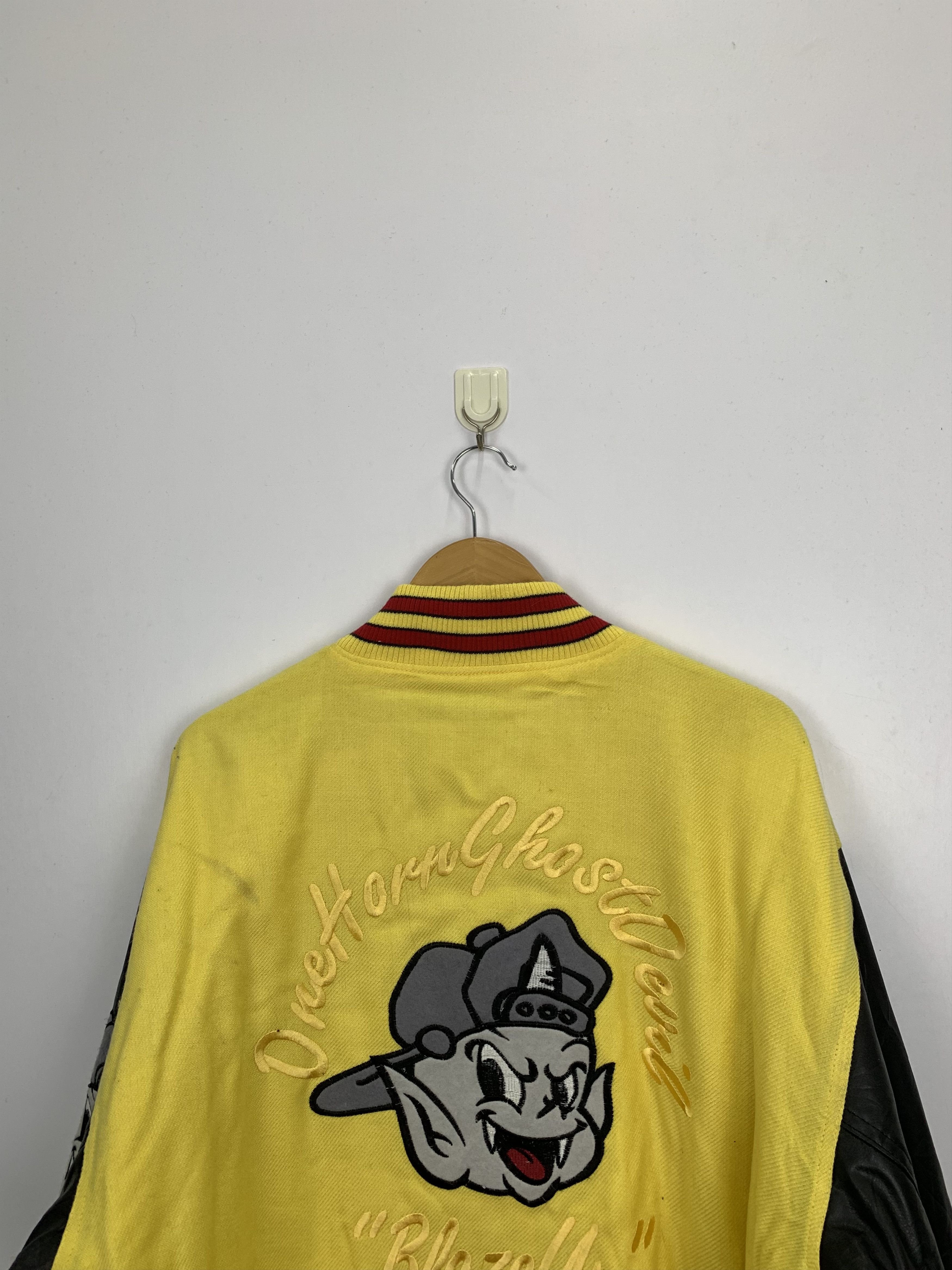 Vintage Vintage 90s Ghost Devil Leather Varsity Jacket Yellow V0465 Size US L / EU 52-54 / 3 - 4 Thumbnail