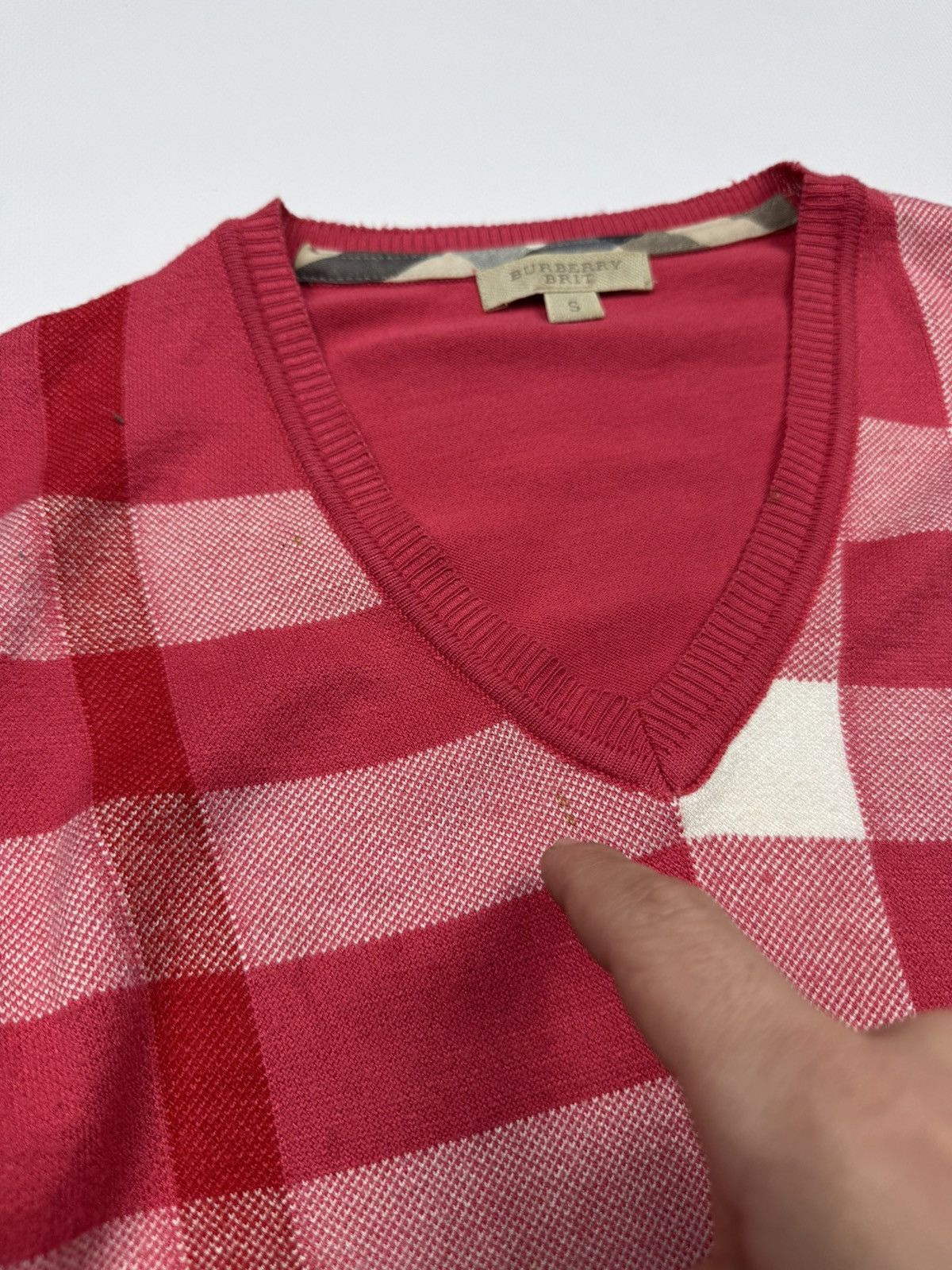Burberry Vintage Burberry Check V-neck Soman's Sweater Size S / US 4 / IT 40 - 5 Thumbnail