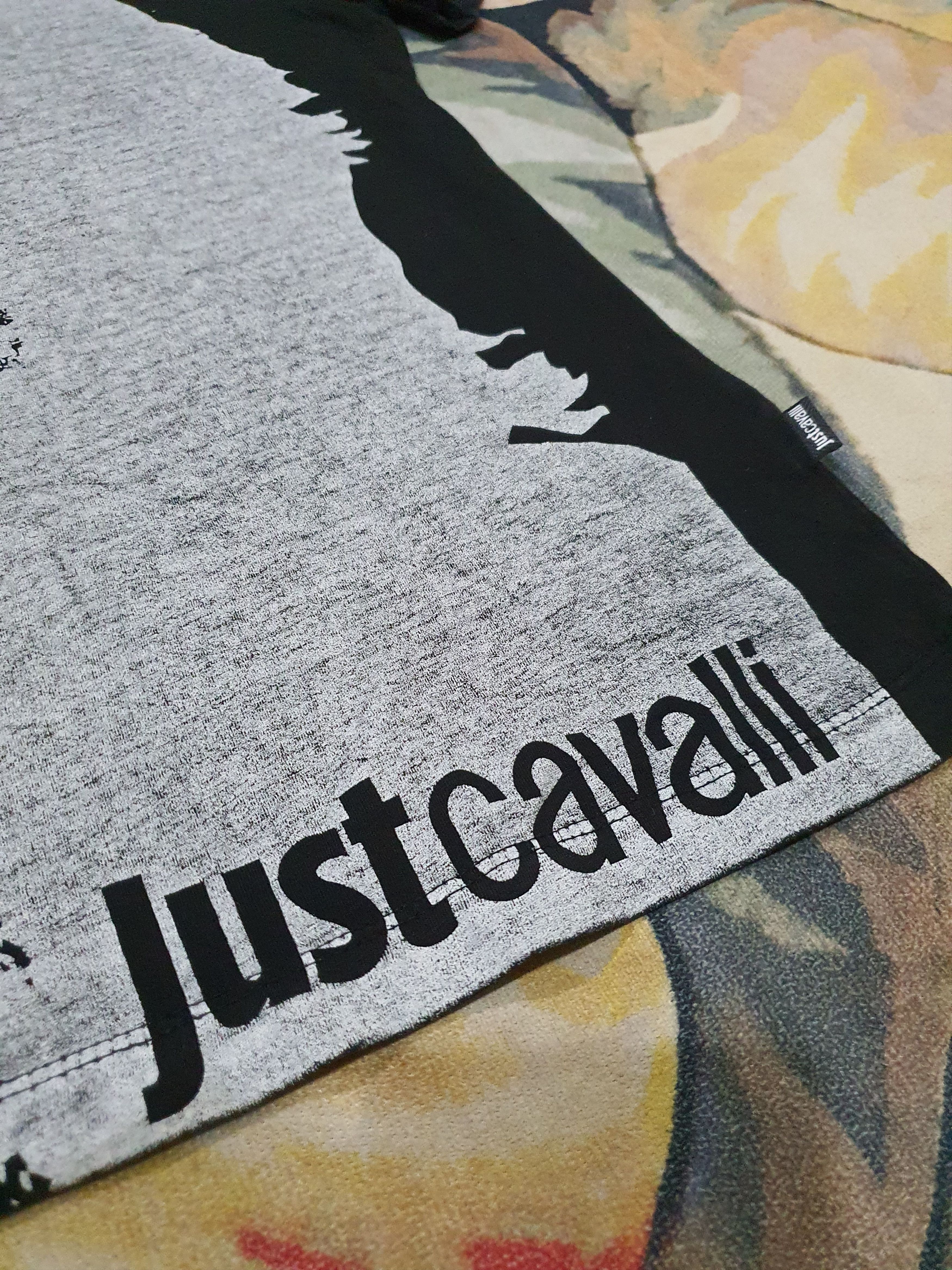 Just Cavalli Just Cavalli featuring a graphic of Roberto Cavalli Size US M / EU 48-50 / 2 - 5 Thumbnail