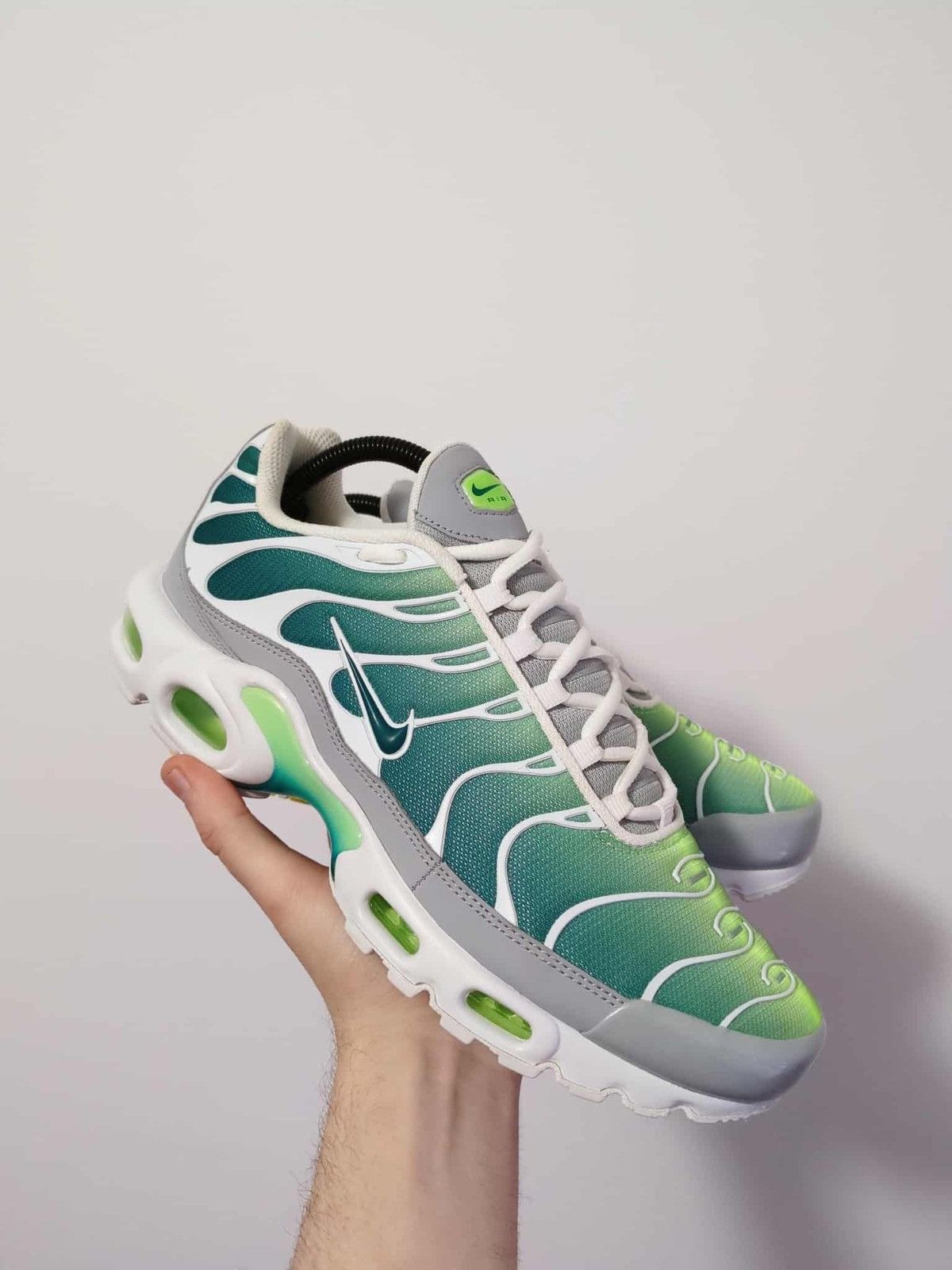 Nike 👻 GHOST GREENS US9 👻 Size US 9 / EU 42 - 4 Thumbnail