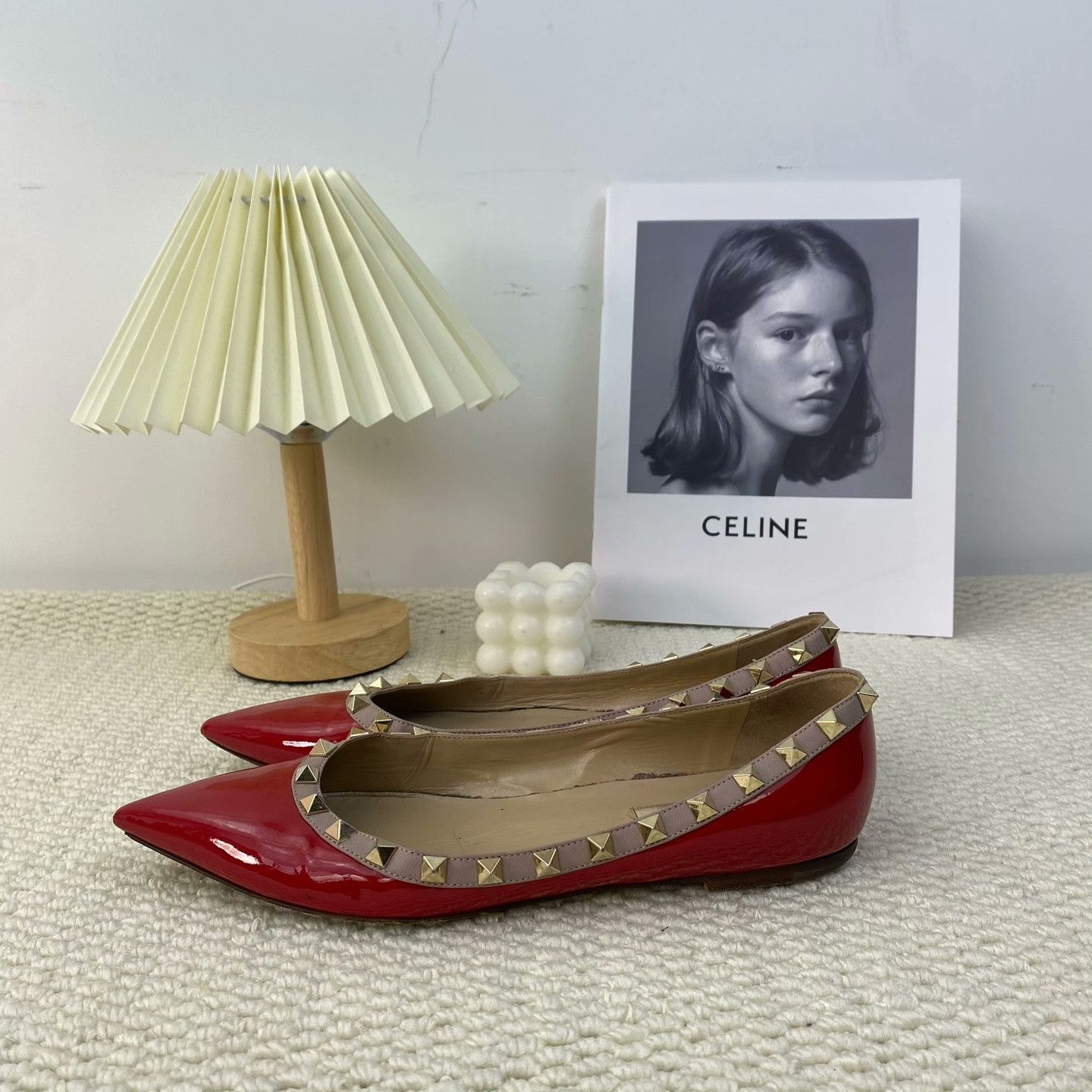 Valentino Valentino Lowtop Sneakers us_7 Women Size US 7 / IT 37 - 1 Thumbnail