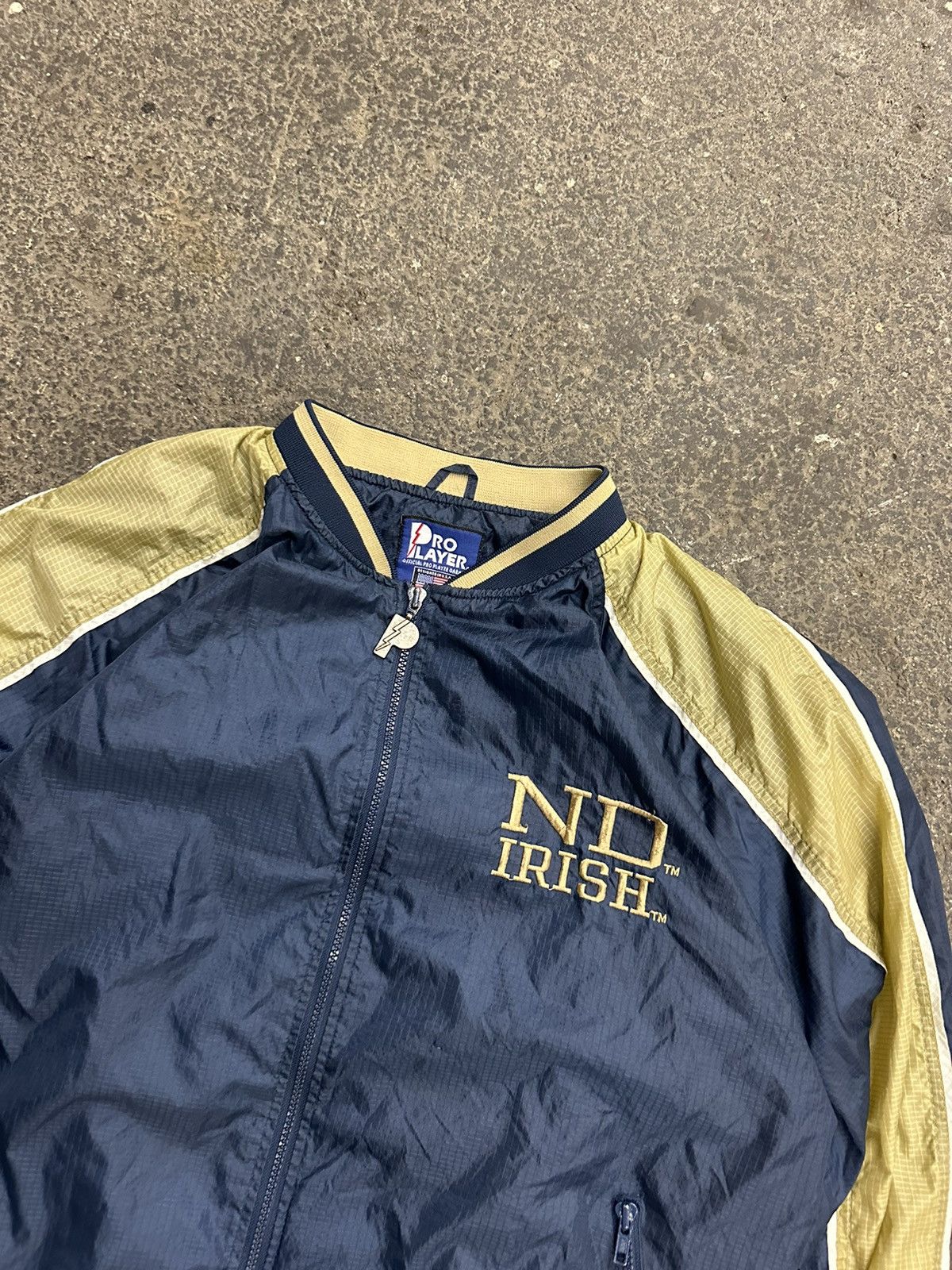 Pro Player Vintage Pro Player Notre Dame Windbreaker Jacket Size US XL / EU 56 / 4 - 6 Thumbnail