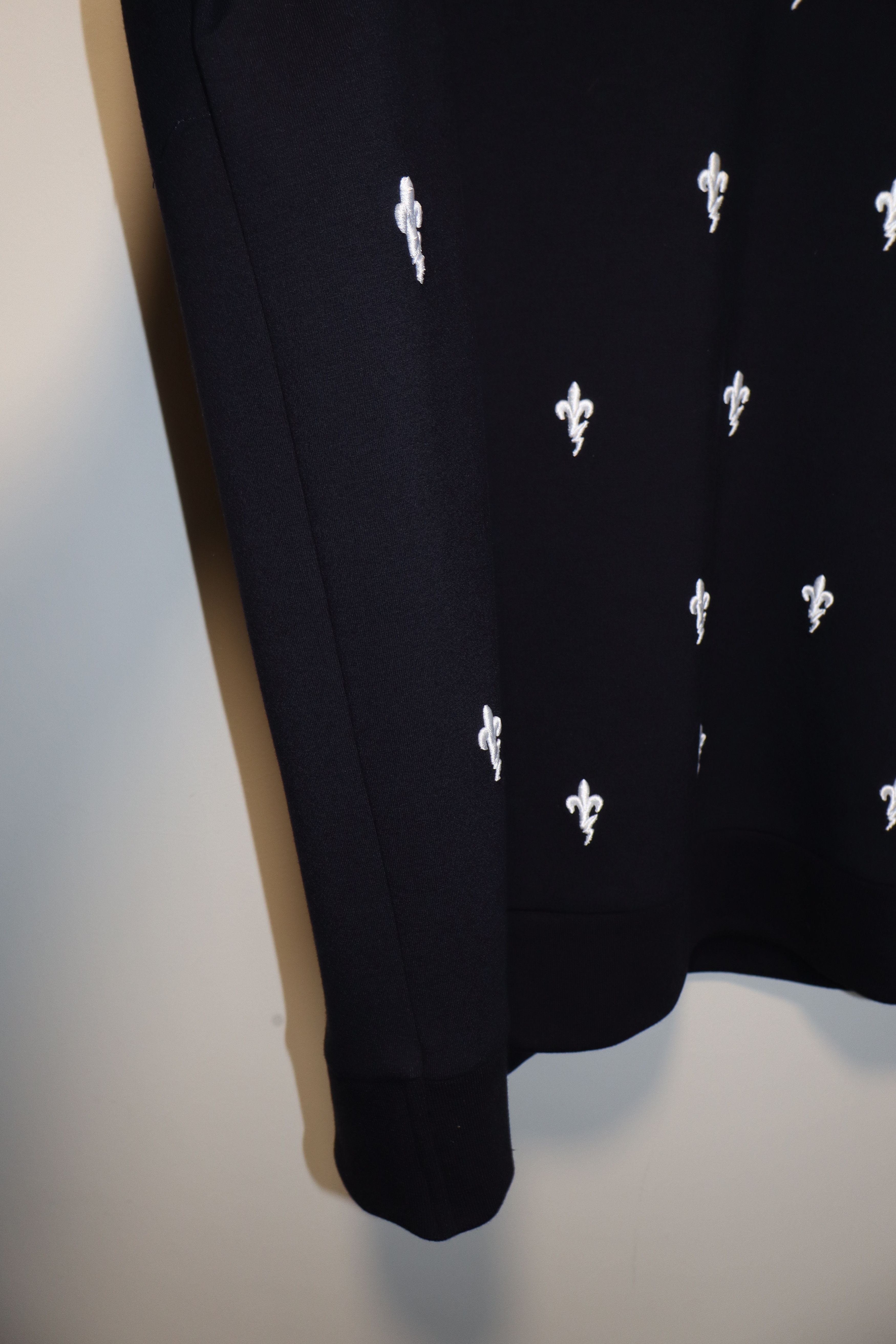 Neil Barrett All over embroidered bolts sweatshirt Size US M / EU 48-50 / 2 - 3 Thumbnail