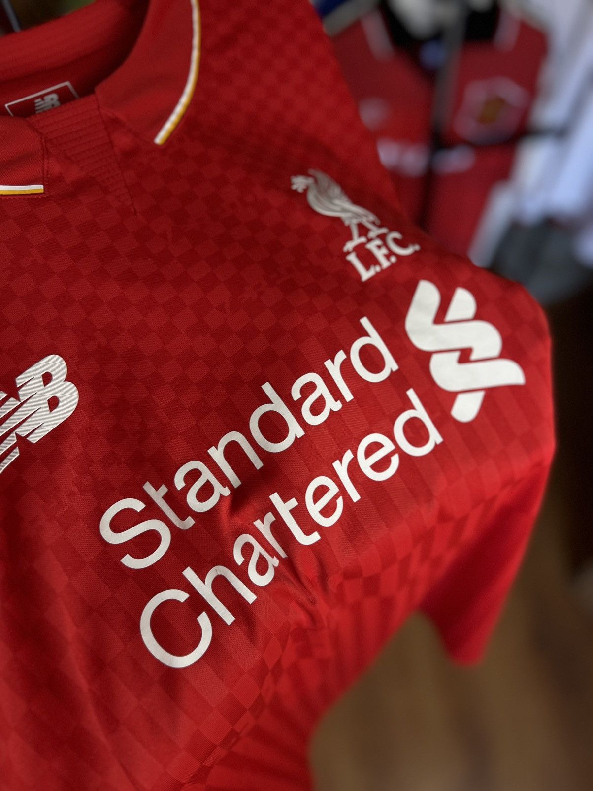 New Balance Soccer Jersey New Balance Liverpool 2016/17 Coutinho #10 Size US L / EU 52-54 / 3 - 5 Thumbnail