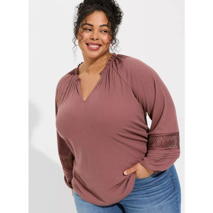 Torrid Torrid Womens Textured Crochet V-Neck Blouse Plus Size 1X Size XL / US 12-14 / IT 48-50 - 1 Thumbnail
