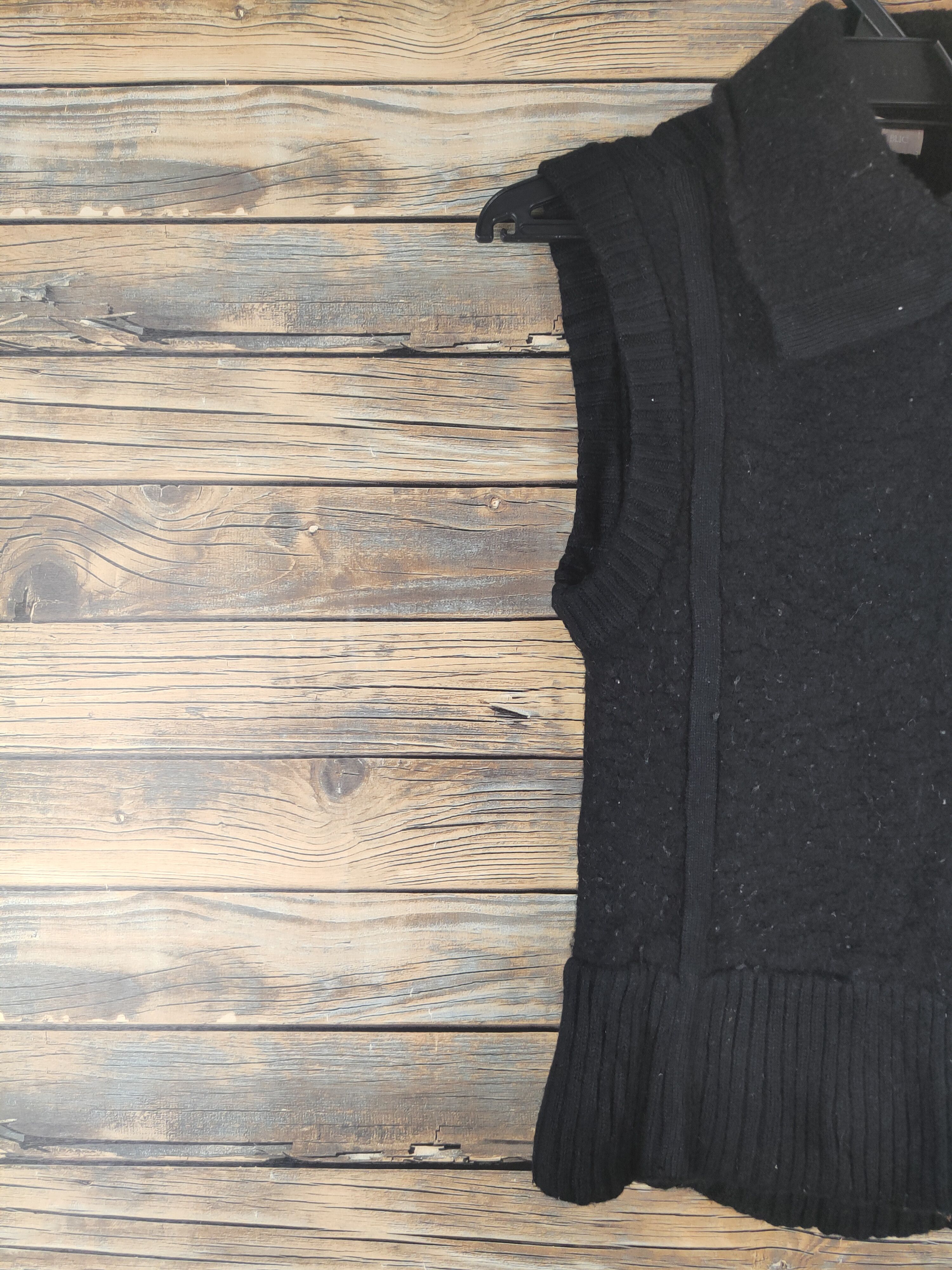 Aran Isles Knitwear × Banana Republic × Vintage Banana Republic Black Knitwear Biker Vests Size XS / US 0-2 / IT 36-38 - 3 Thumbnail