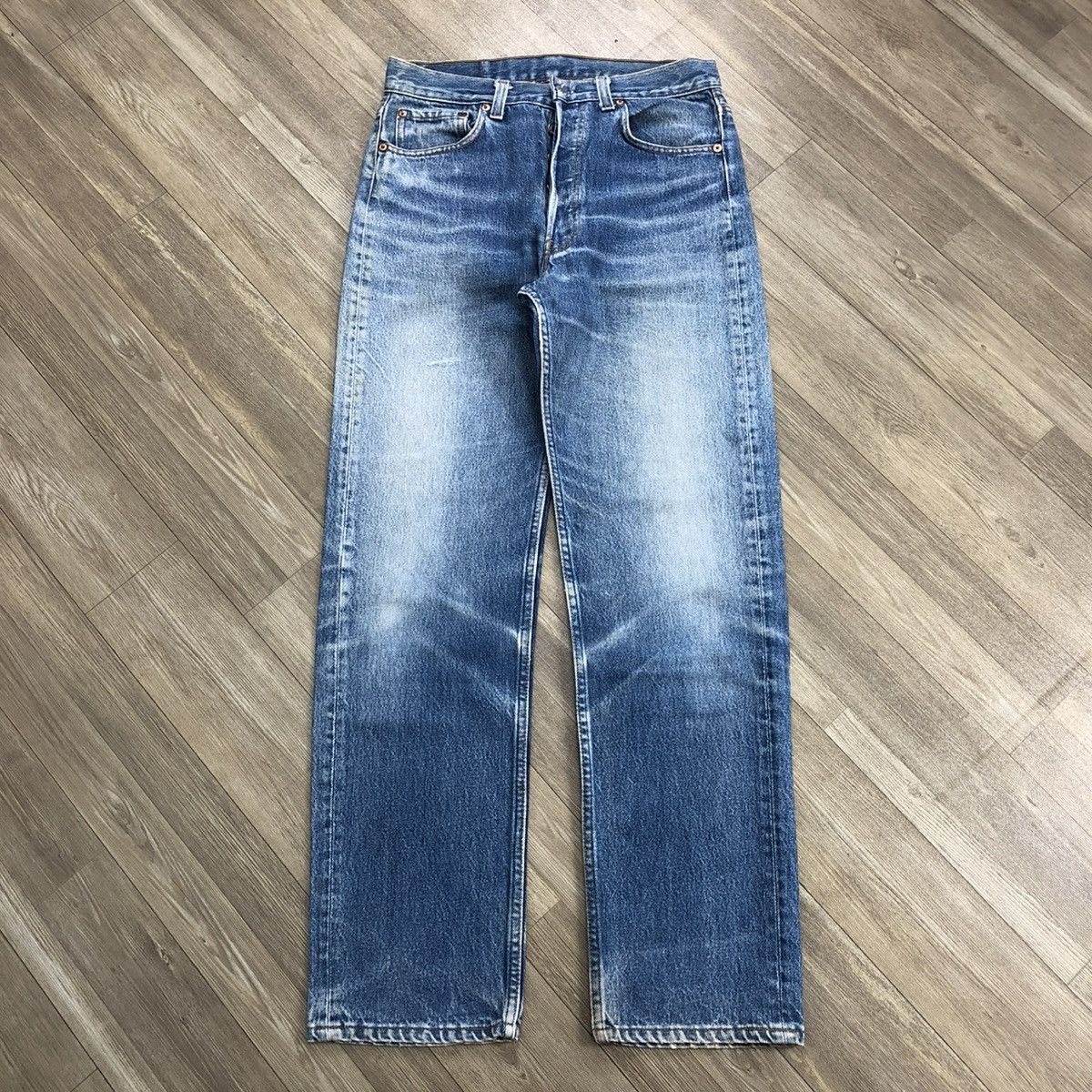 Levi's × Levi's Vintage Clothing × Vintage 🇺🇸90’s Vintage Levis 501XX 31x33 Straight Leg Faded Jeans Size US 29 - 1 Thumbnail