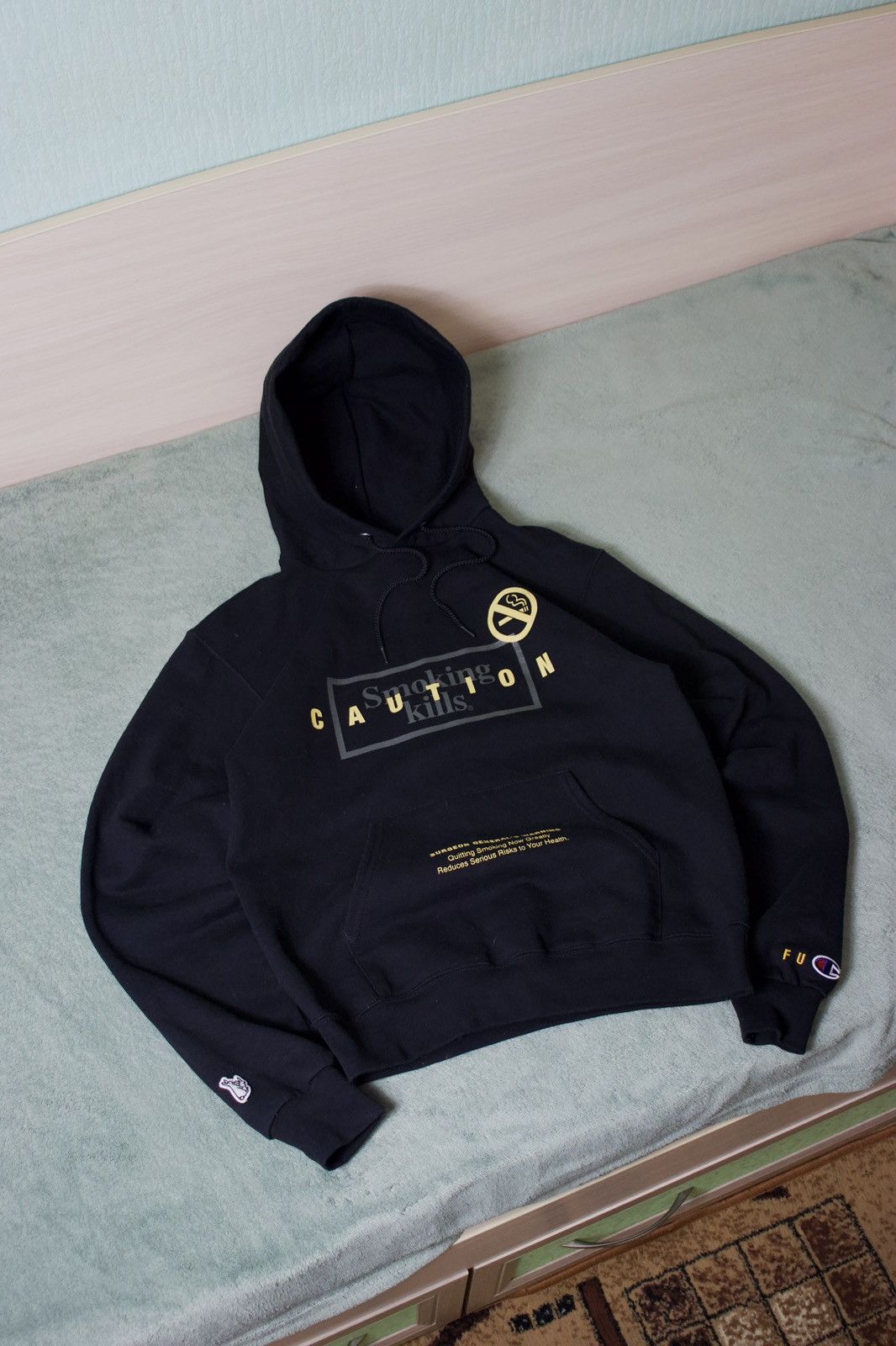 Champion Champion x #FR2 fxxking rabbits “smoking kills” hoodie Size US S / EU 44-46 / 1 - 4 Thumbnail