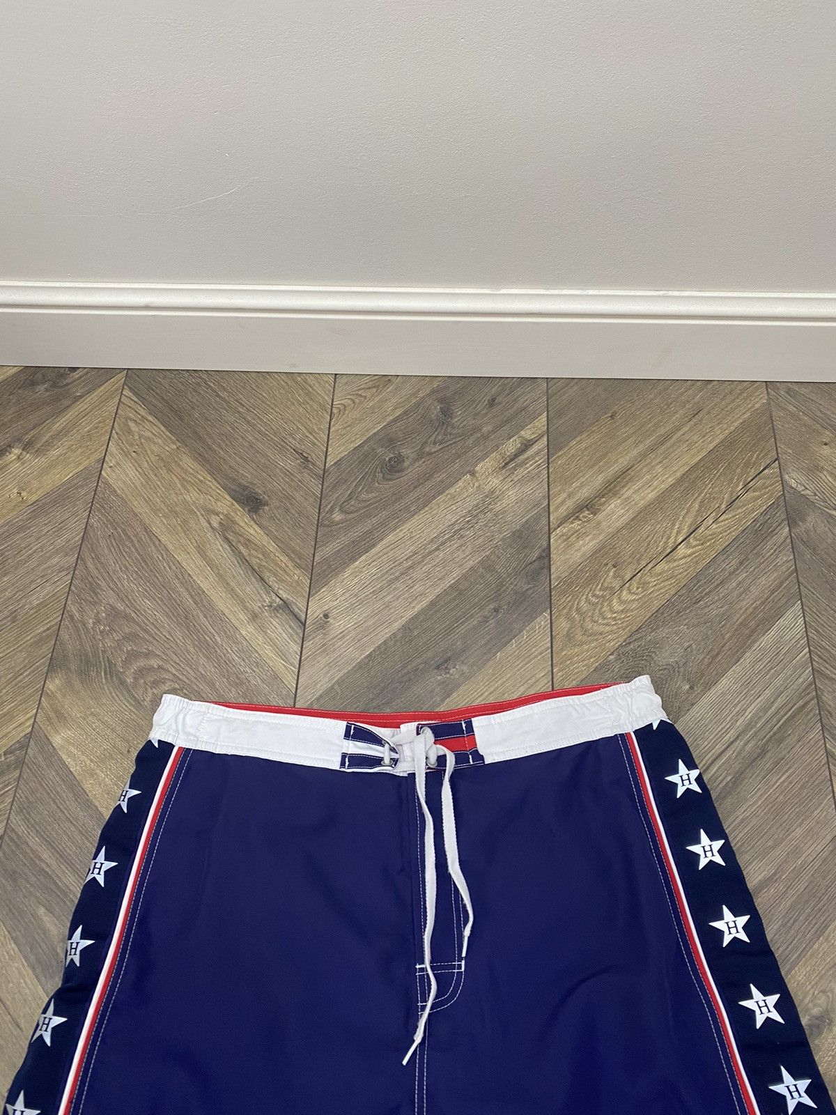 Tommy Hilfiger × Vintage Vintage Tommy Hilfiger 90s style shorts Size US 35 - 5 Thumbnail