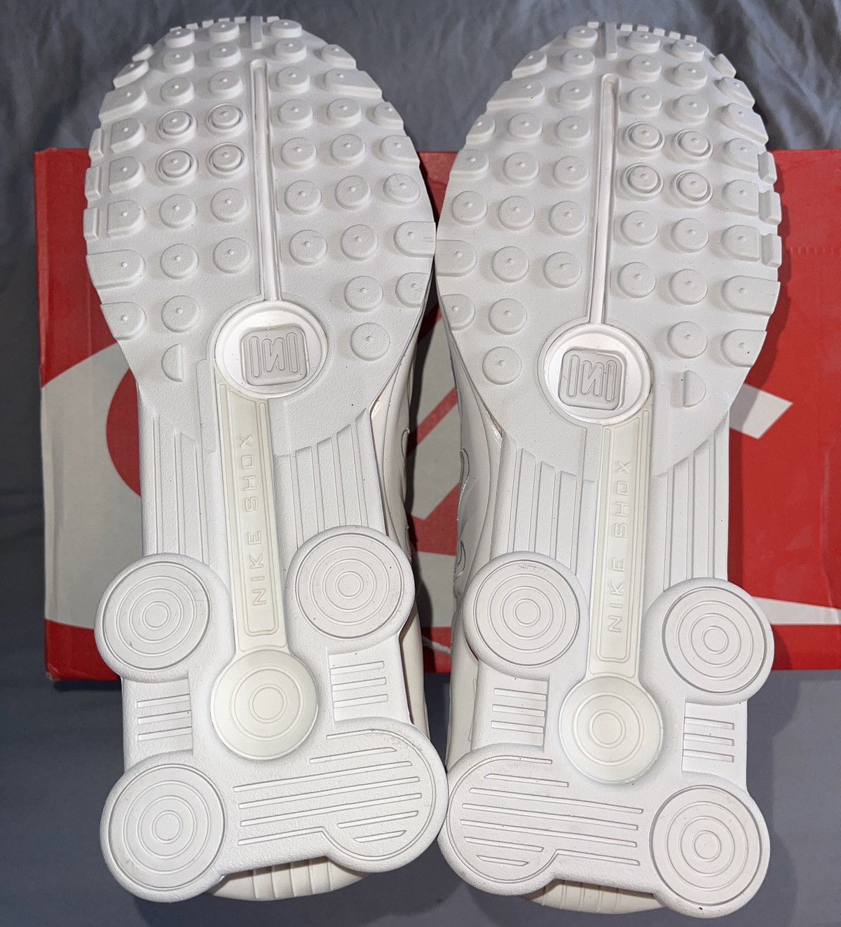 Nike Nike Shox R4 x Neymar White US 15 [BV1387-002] Size US 15 / EU 48 - 7 Thumbnail
