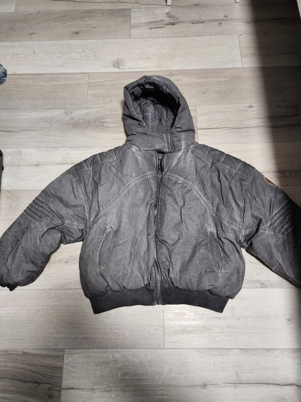Astronaut Bomber „Anthracite“ – Huni Design