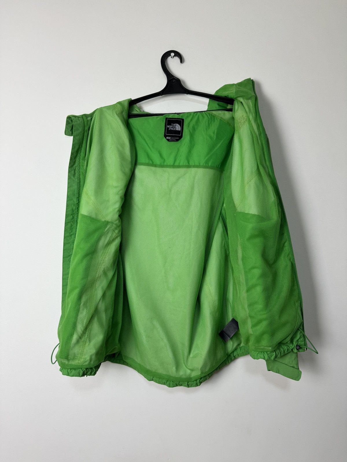 The North Face The North Face green windbreaker jacket outdoor gorpcore Size US L / EU 52-54 / 3 - 12 Thumbnail