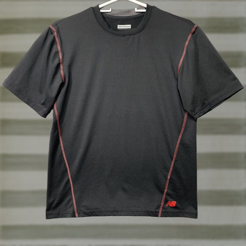 New Balance New Balance Athletic Top Women’s Size S Short Sleeve Running Black Red Quick Dry Size S / US 4 / IT 40 - 1 Thumbnail