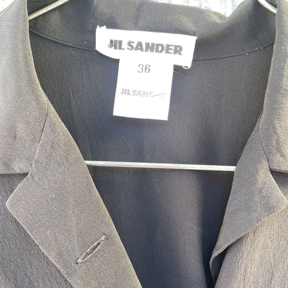 Jil Sander Jil Sander short sleeve 100% silk button up blouse solid top Size XS / US 0-2 / IT 36-38 - 6 Thumbnail