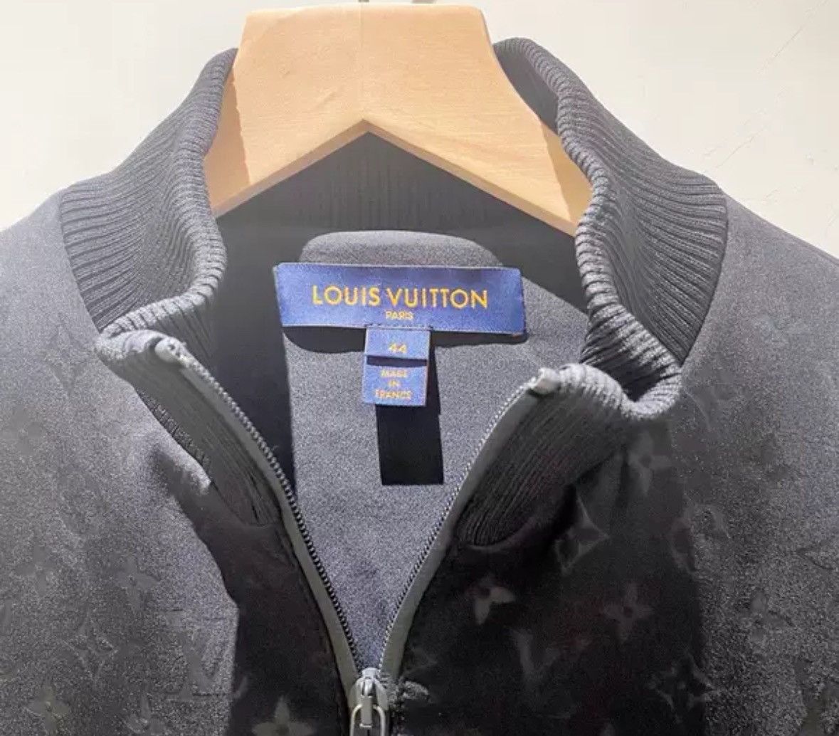 Louis Vuitton Louis Vuitton Black Dark Pattern Full Zipper Jacket Size US M / EU 48-50 / 2 - 3 Thumbnail