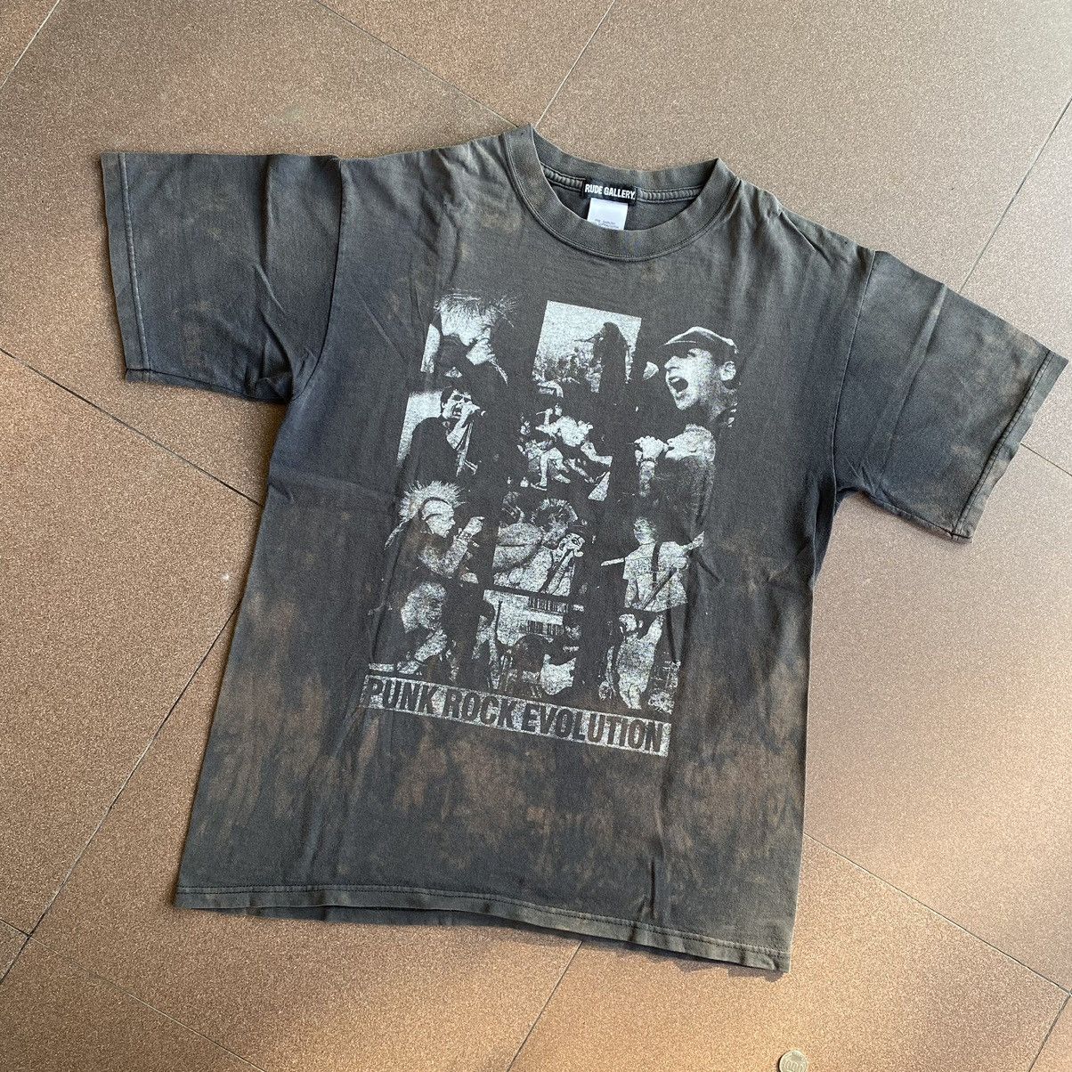 image of Archival Clothing x Band Tees Vintage Rude Gallery “Punk’S Not Dead” in Black, Men's (Size Medium)