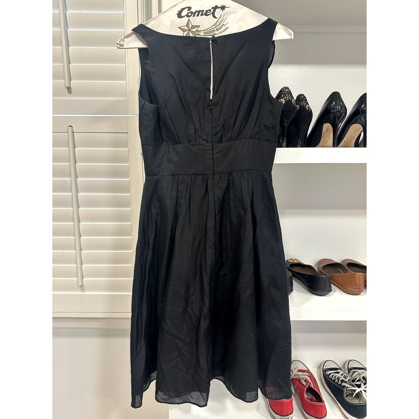 White House Black Market White House Black Market Black Fit Flare Sleeveless Dress 00 Size XXS / US 00 / IT 34 - 4 Thumbnail