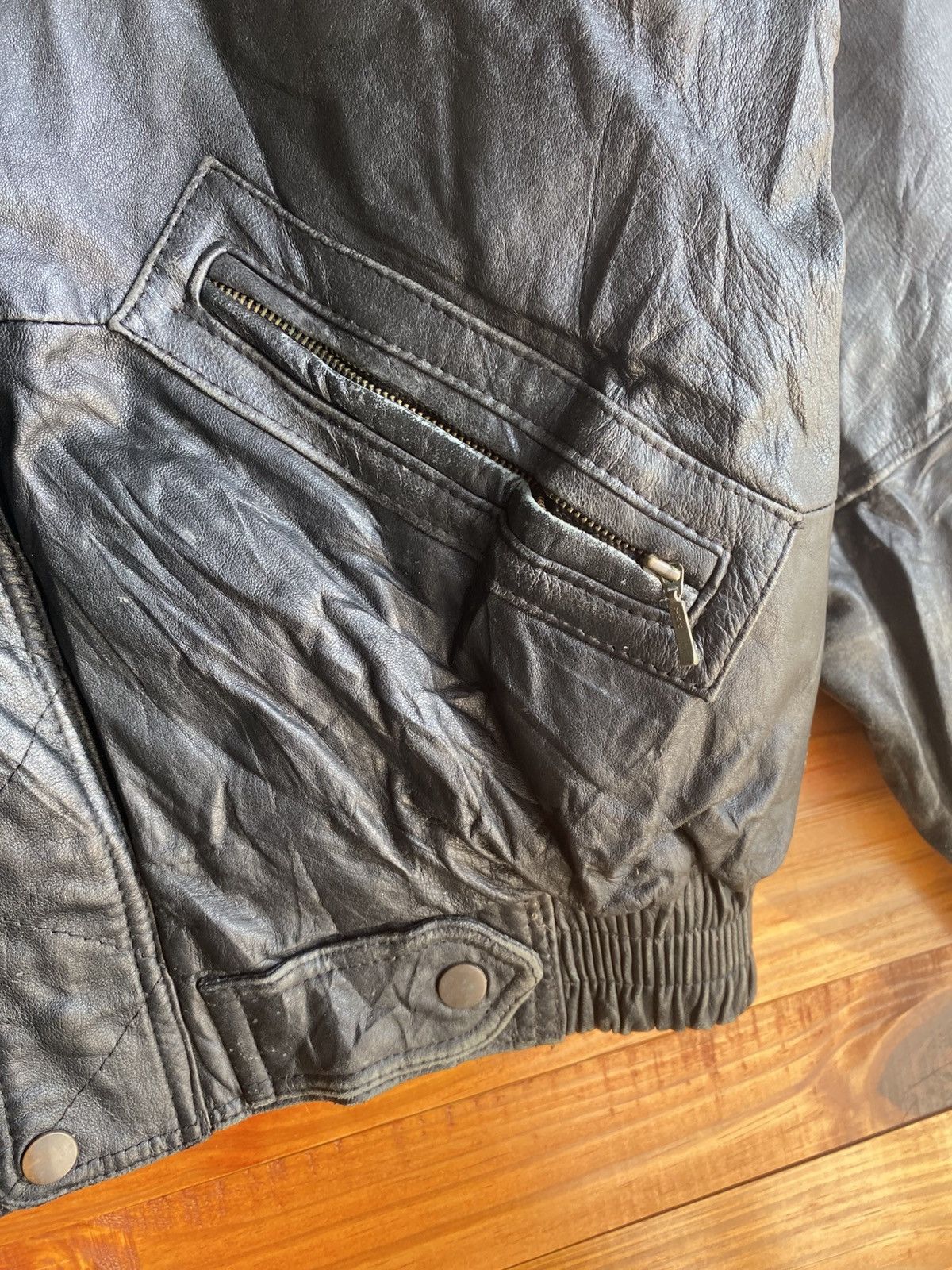 Vintage Vintage 1980s Bryant May Vallermosso Palestro Leather Jacket Size US L / EU 52-54 / 3 - 7 Thumbnail