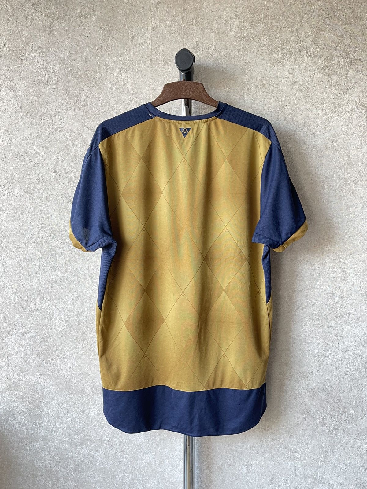 Puma Puma FC Arsenal Gunners Away 2015/2016 Soccer Jersey Shirt Size US XL / EU 56 / 4 - 16 Thumbnail