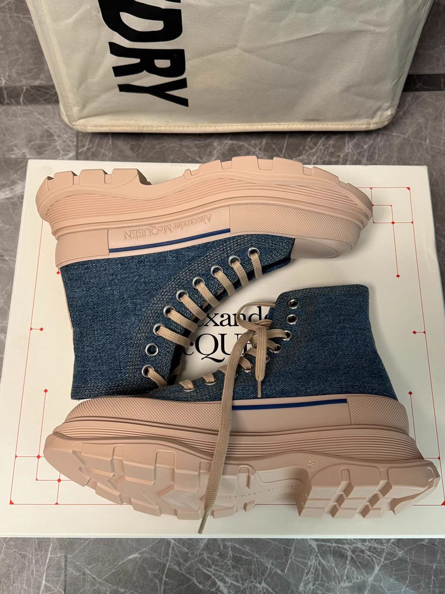 Alexander McQueen Alexander McQueen Women's High-Top Platform Combat Boots K6 Size US 7.5 / IT 37.5 - 7 Thumbnail
