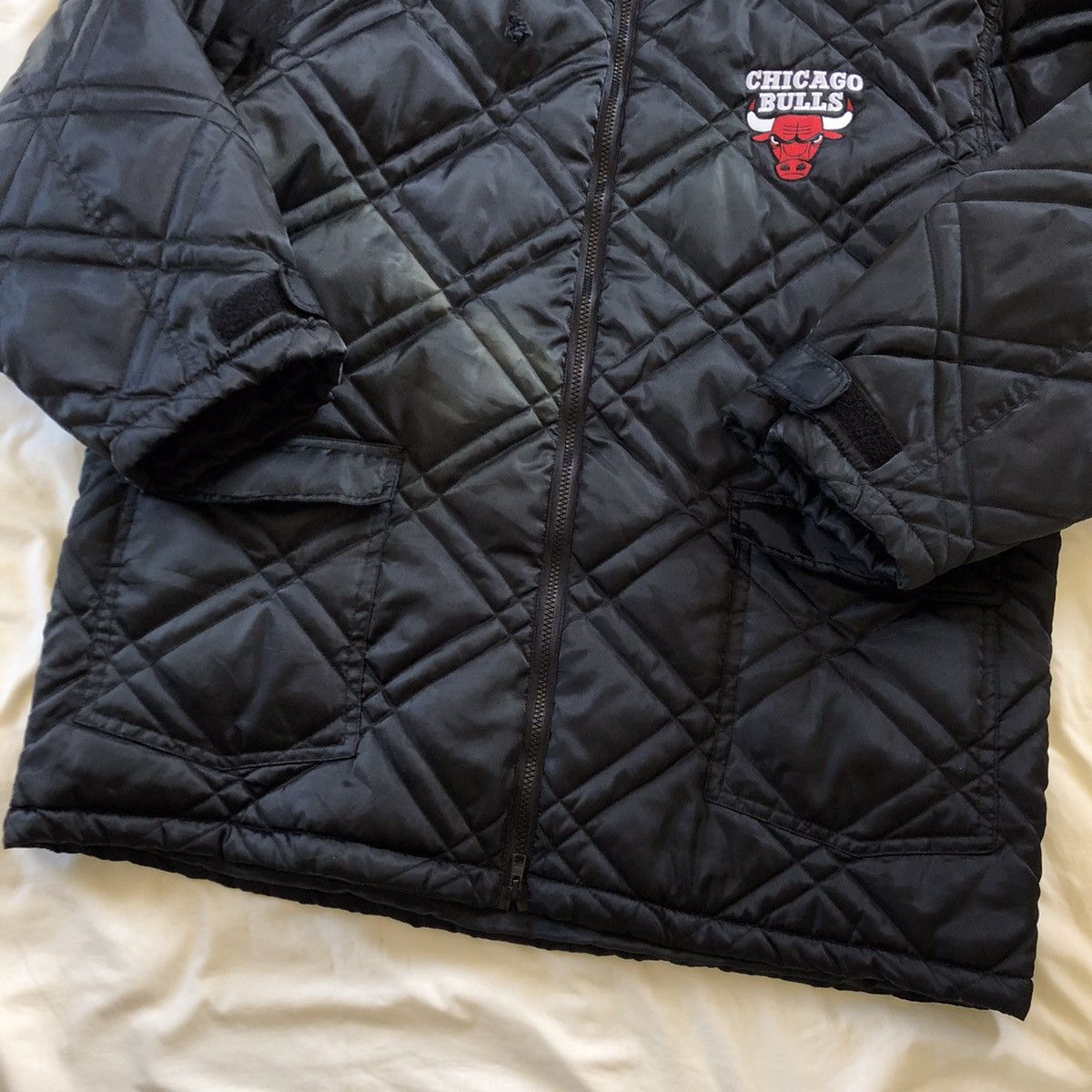 NBA CHICAGO BULLS Nba Diamond Puffer Hoodie Jacket Size US M / EU 48-50 / 2 - 5 Thumbnail