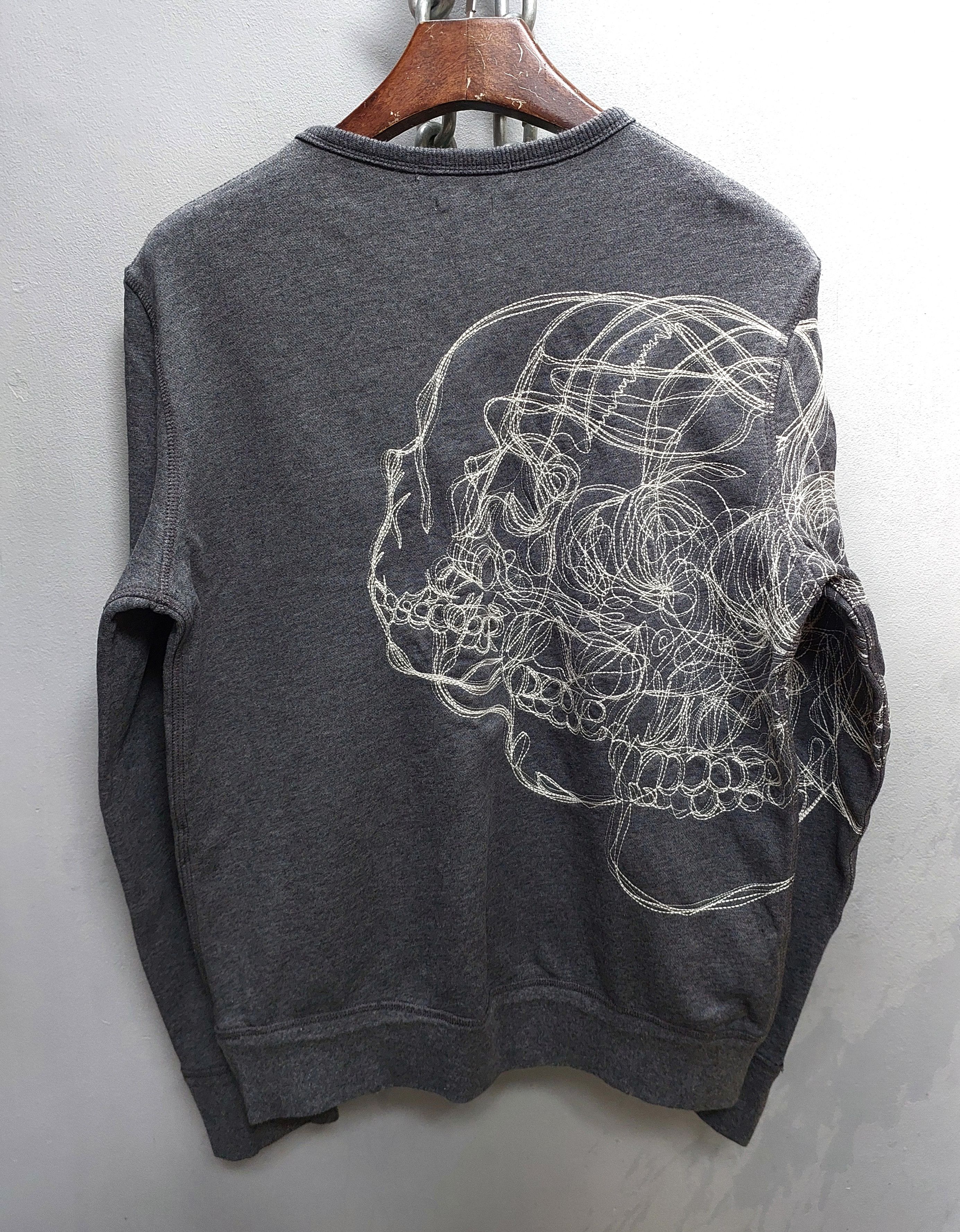 Alexander McQueen Alexander McQueen Embroidery Skull Sweatshirt Size US S / EU 44-46 / 1 - 4 Thumbnail
