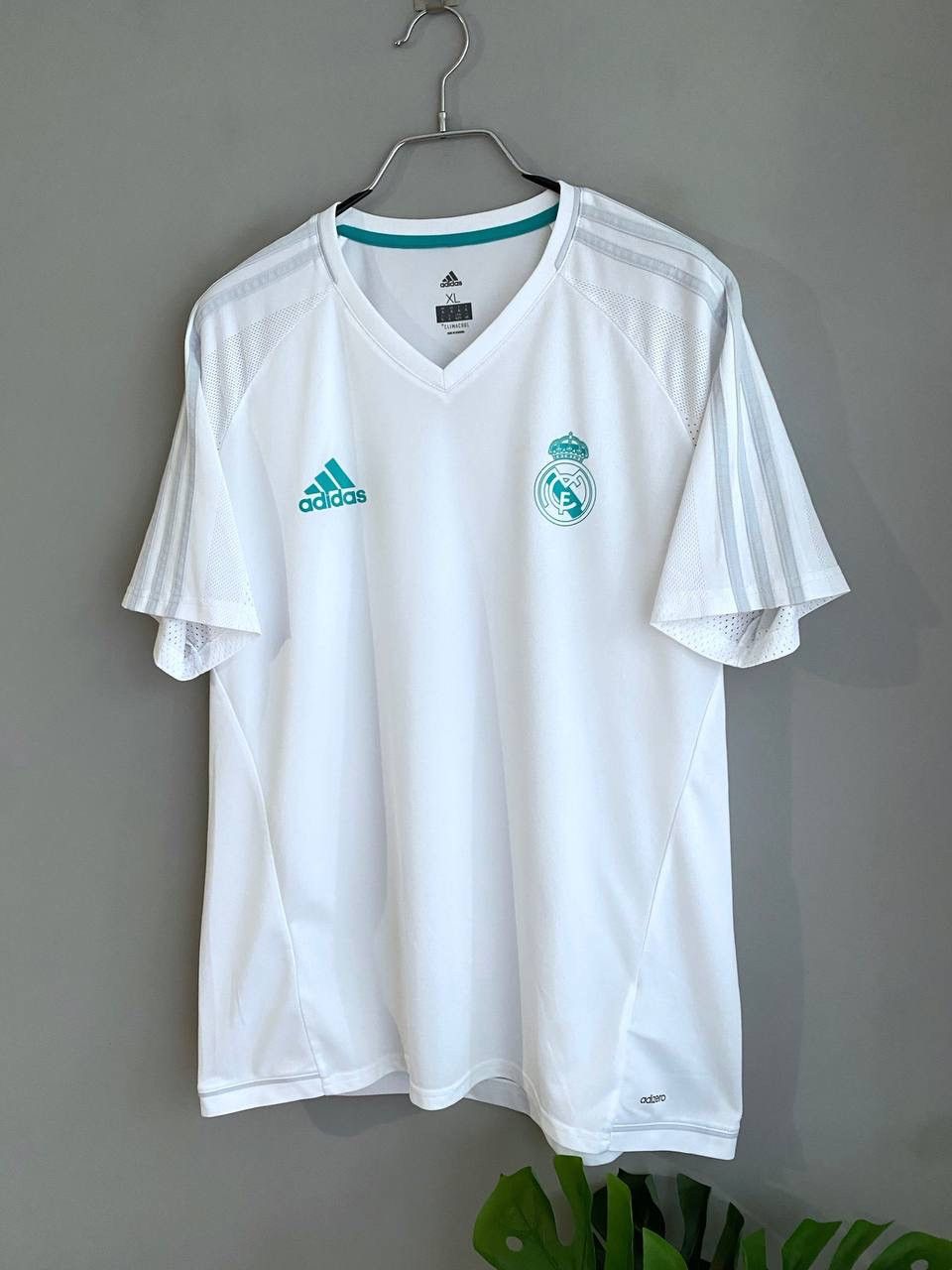 Adidas Adidas Real Madrid Training Soccer Jersey, Size XL BQ7914 Size US XL / EU 56 / 4 - 2 Thumbnail