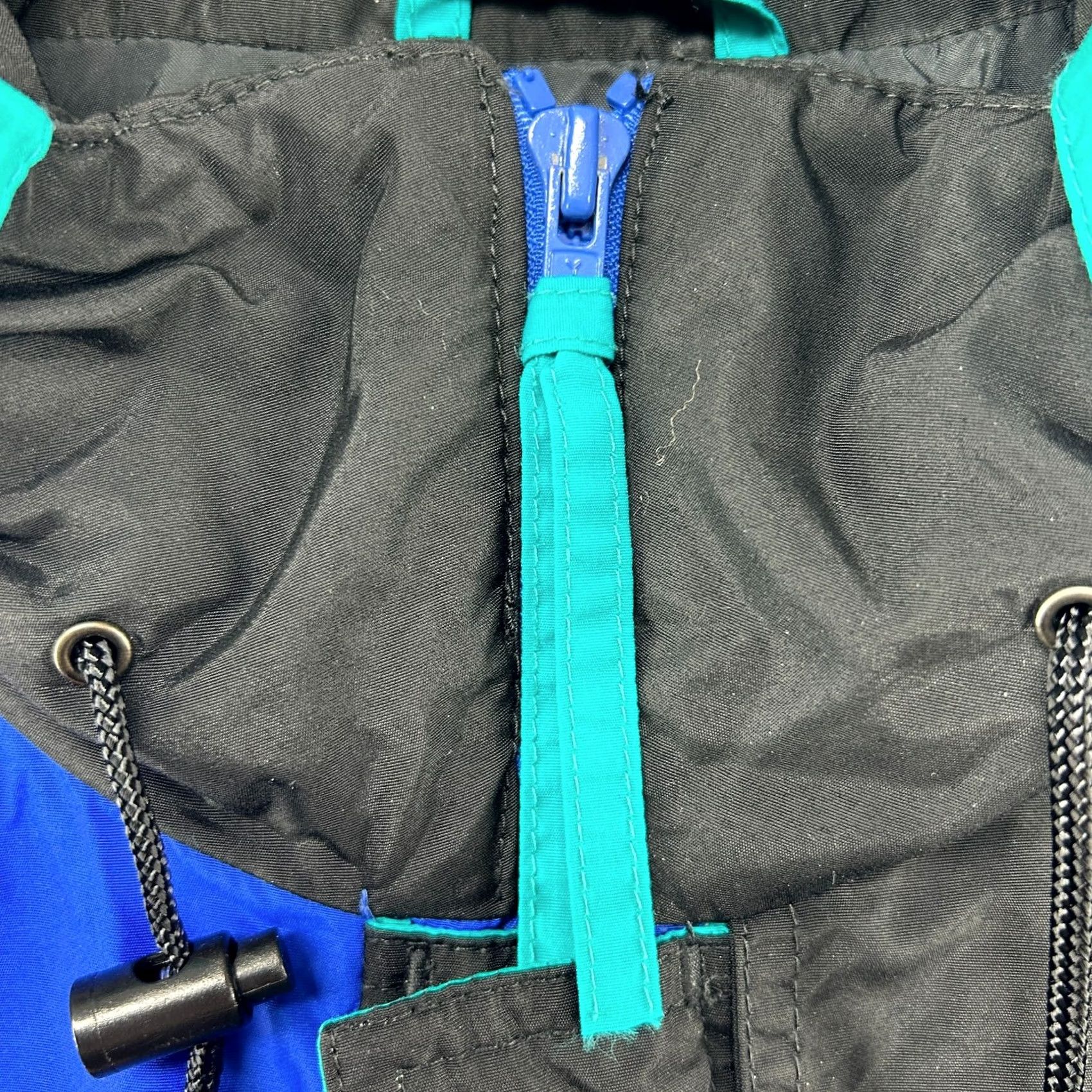 Vintage VINTAGE Columbia Titanium Tech Parka Jacket Mens L Blue Black Hooded Ski Snowboard Nylon 90s Size US L / EU 52-54 / 3 - 4 Thumbnail