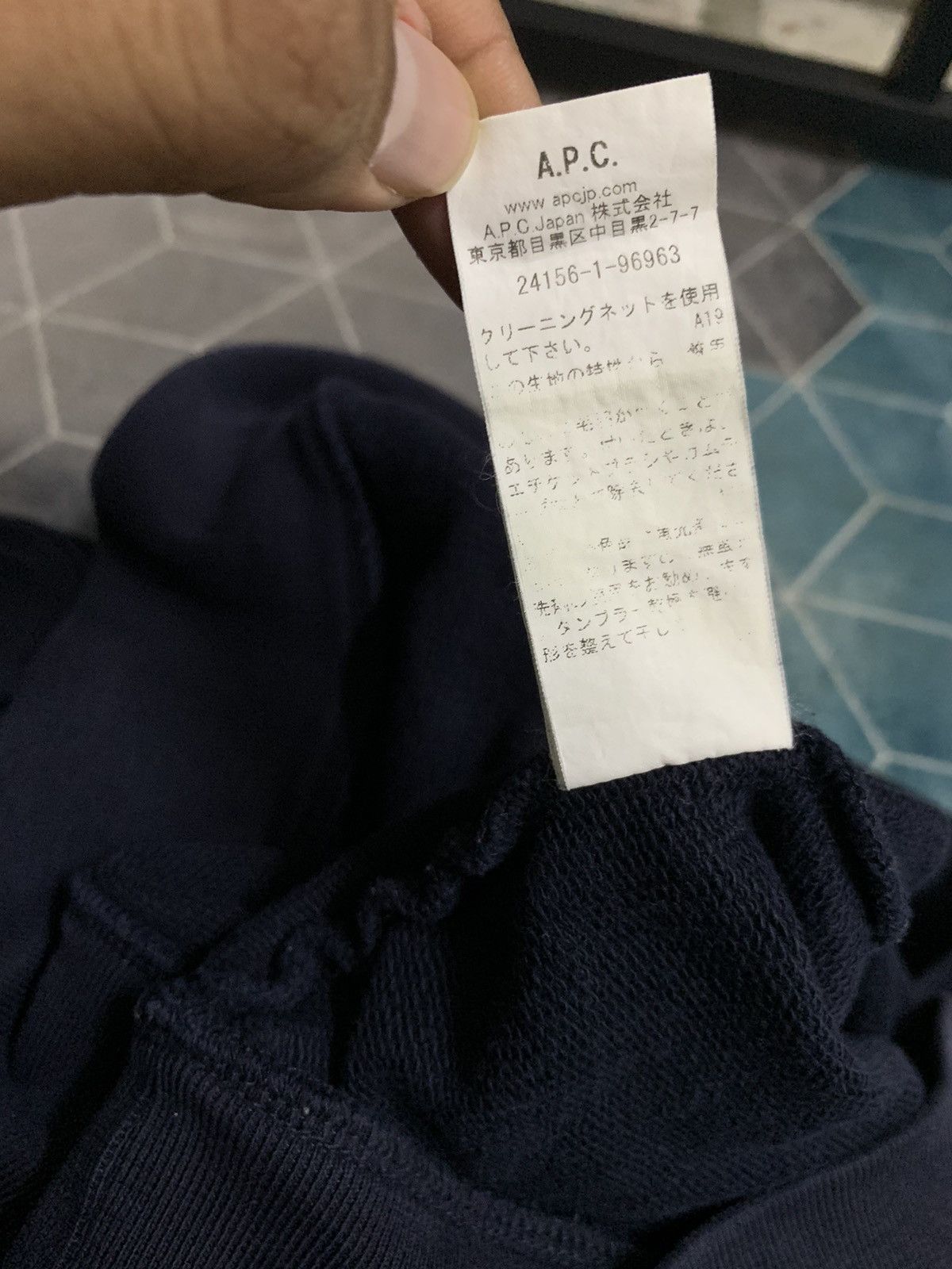 A.P.C. × Designer × Japanese Brand A.P.C. BIG 3D LOGO SWEATSHIRT Size US XS / EU 42 / 0 - 6 Thumbnail