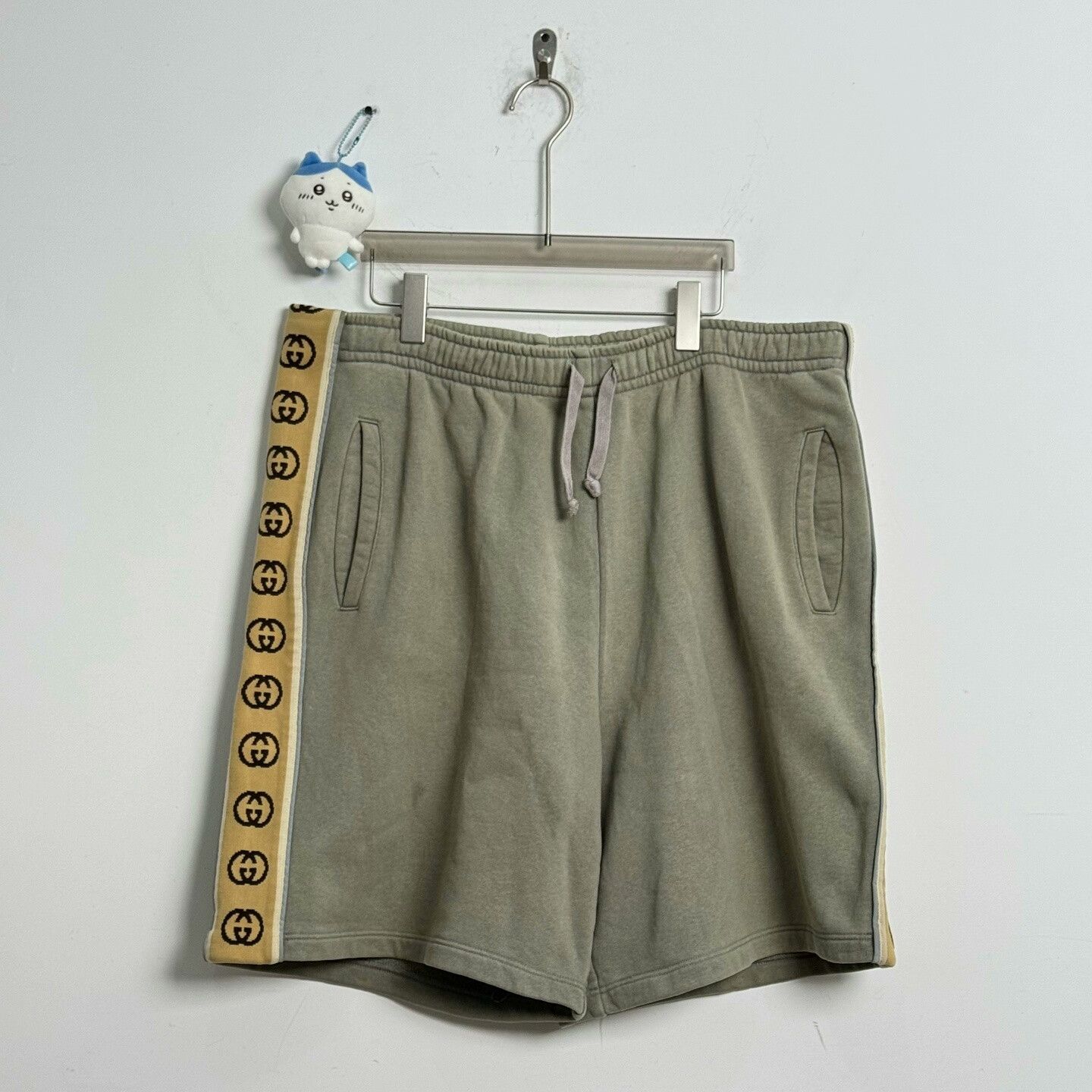 Gucci Gucci Reflective Logo Shorts XXL Size US 36 / EU 52 - 1 Thumbnail