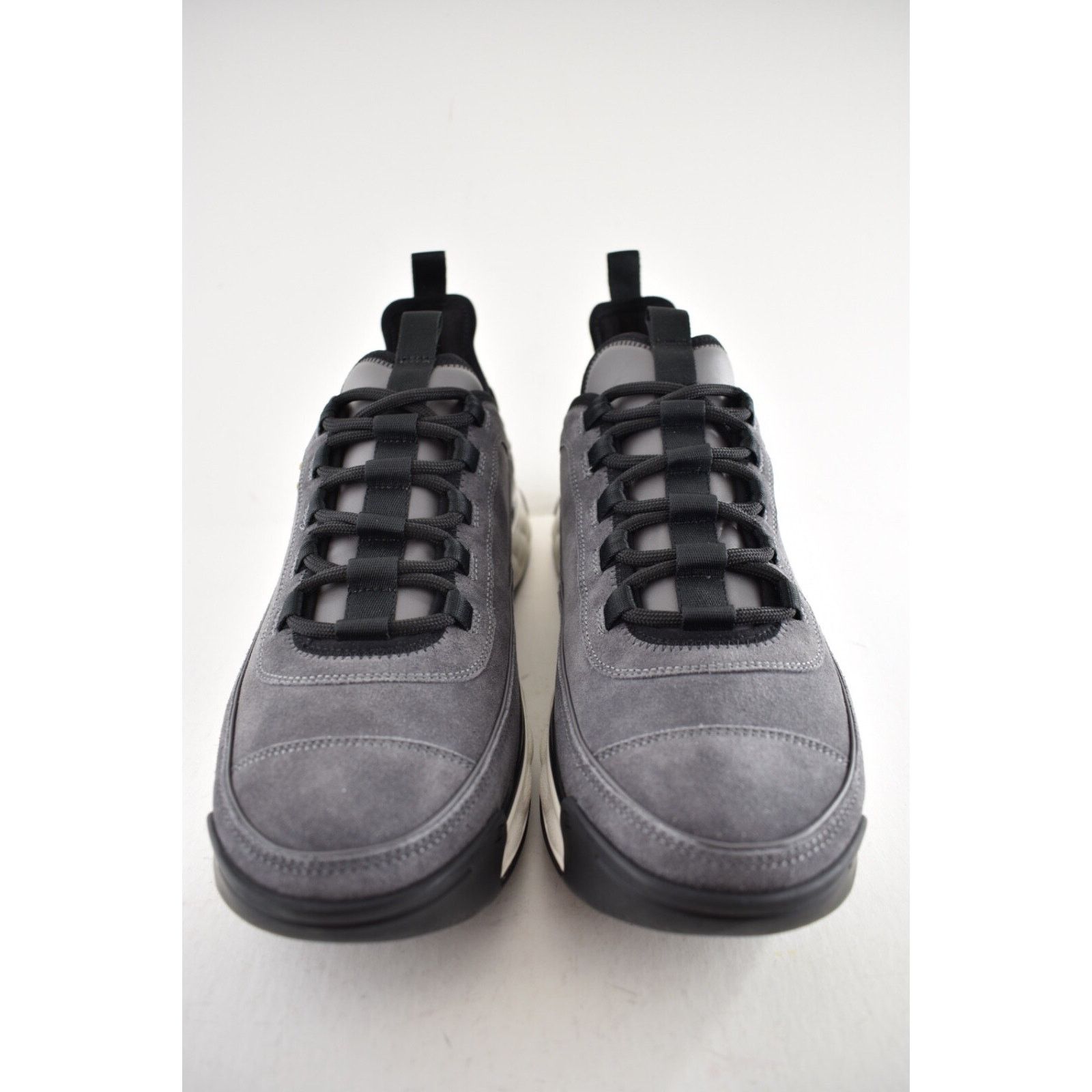 Chanel Chanel 23K Mens Grey Black White CC Logo Lace Up Low Top Size US 11 / EU 44 - 6 Thumbnail